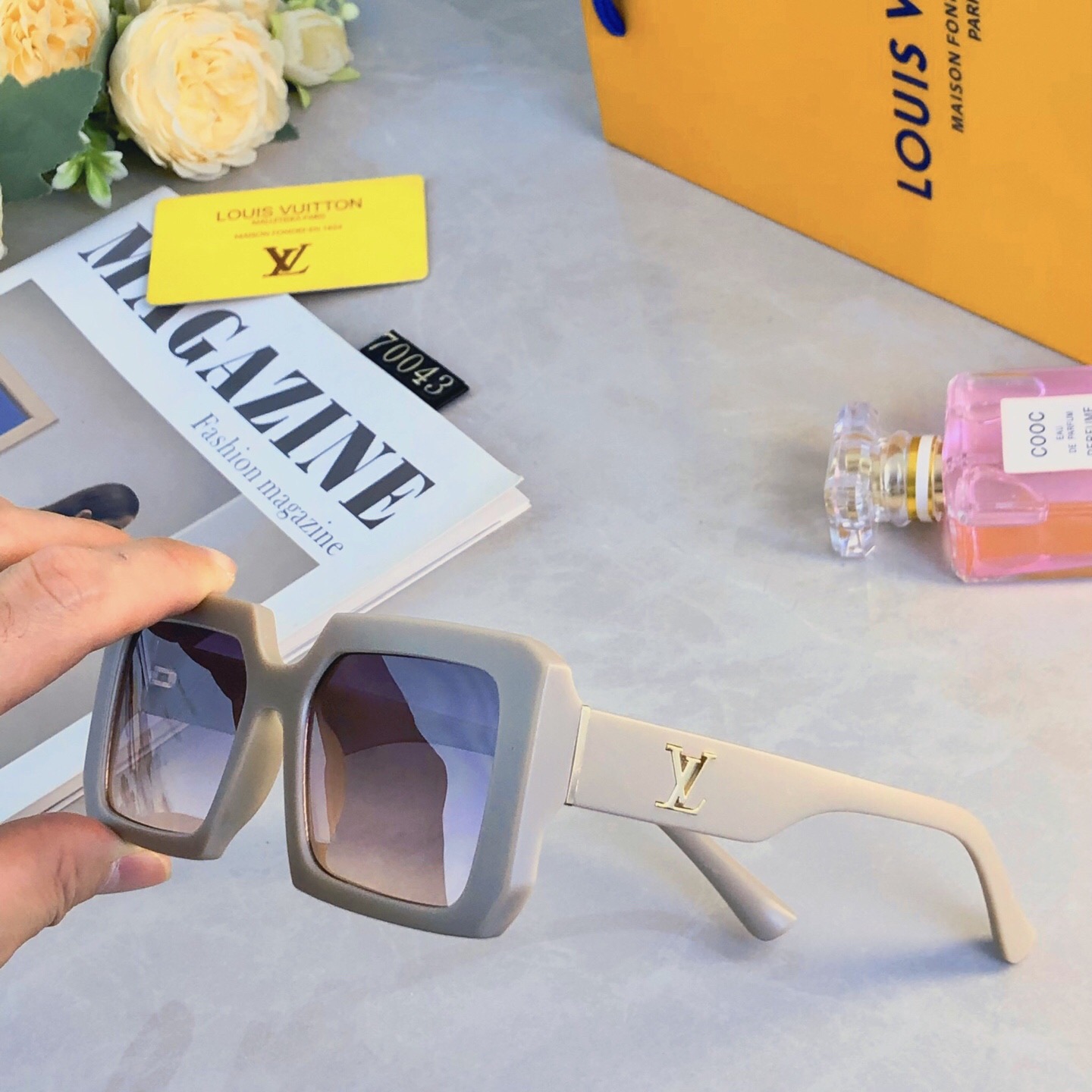 。。Louis vuitto*ins风网红方框墨镜男明星同款太阳镜欧美潮人复古嘻哈街拍眼镜女