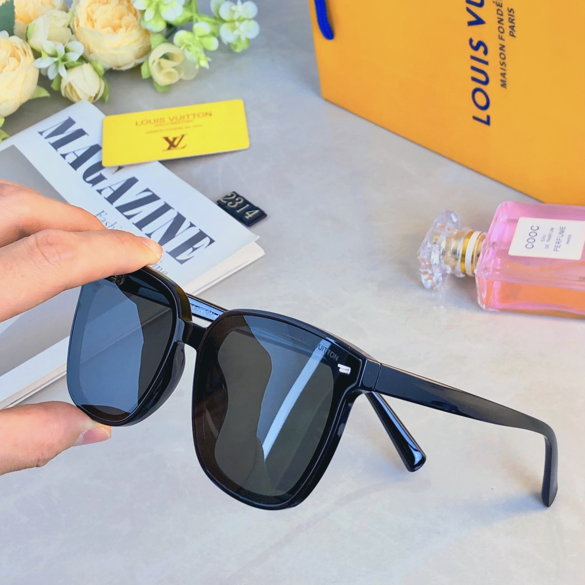 。。Louis vuitto*墨镜韩国个性潮流网红明星街拍防紫外线旅游眼镜情侣太阳镜
