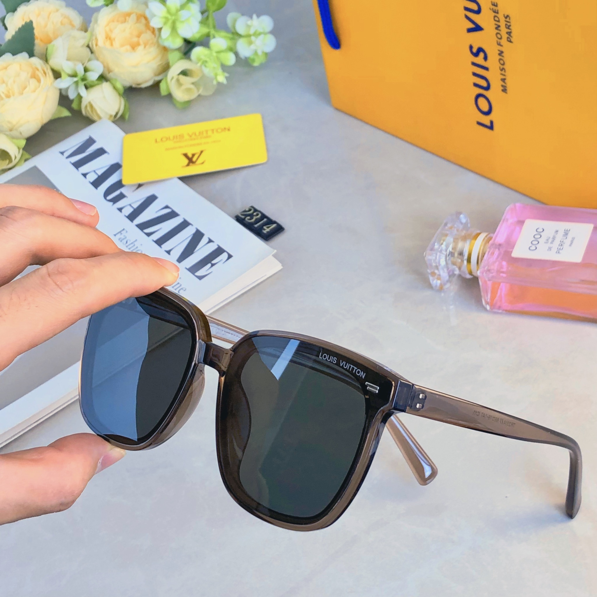 。。Louis vuitto*墨镜韩国个性潮流网红明星街拍防紫外线旅游眼镜情侣太阳镜