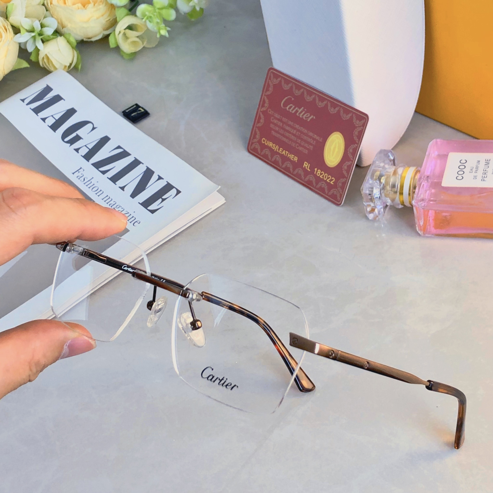 。。Cartie*高级清冷感眼镜复古金丝无框近视眼镜框架痞帅方框素颜平光镜