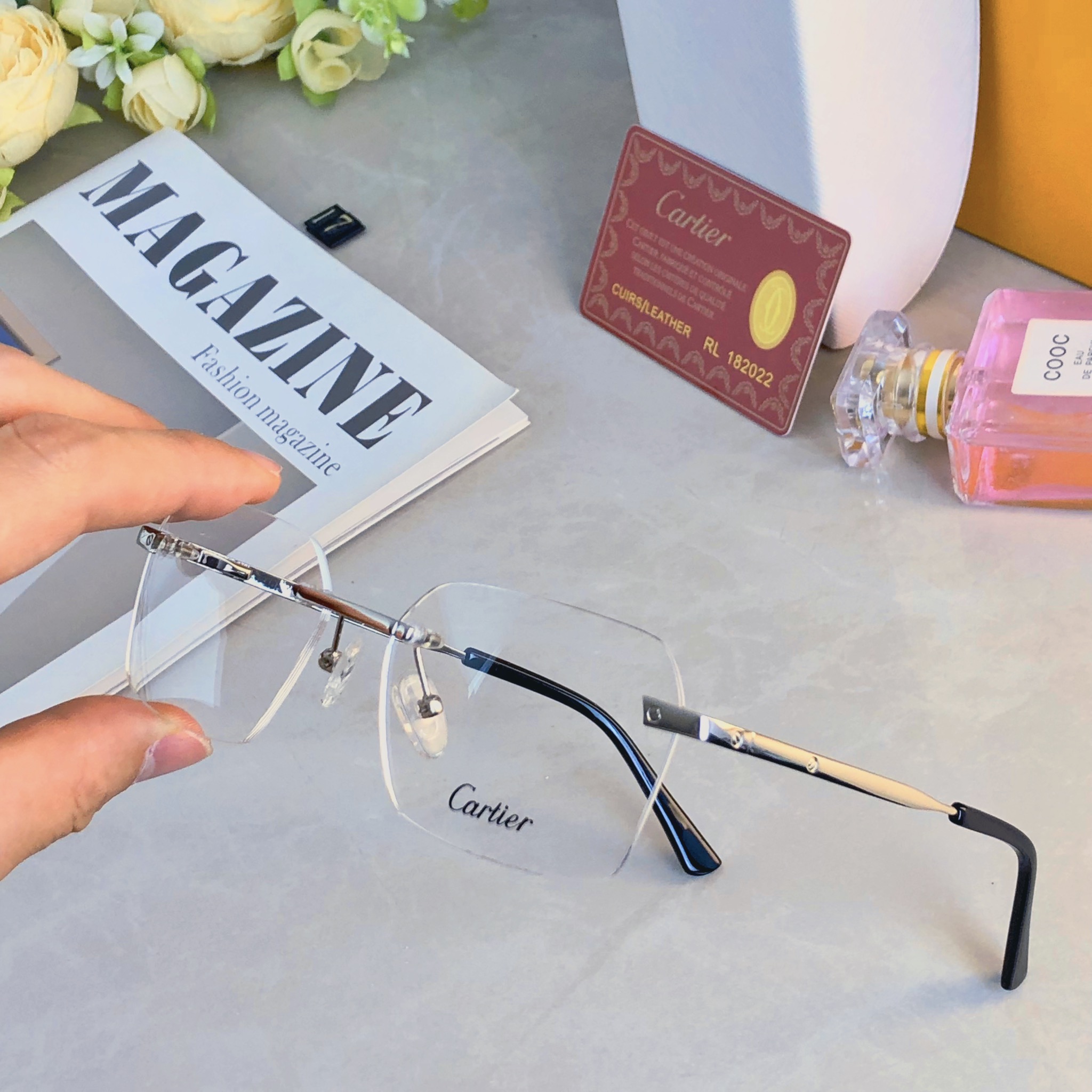 。。Cartie*高级清冷感眼镜复古金丝无框近视眼镜框架痞帅方框素颜平光镜