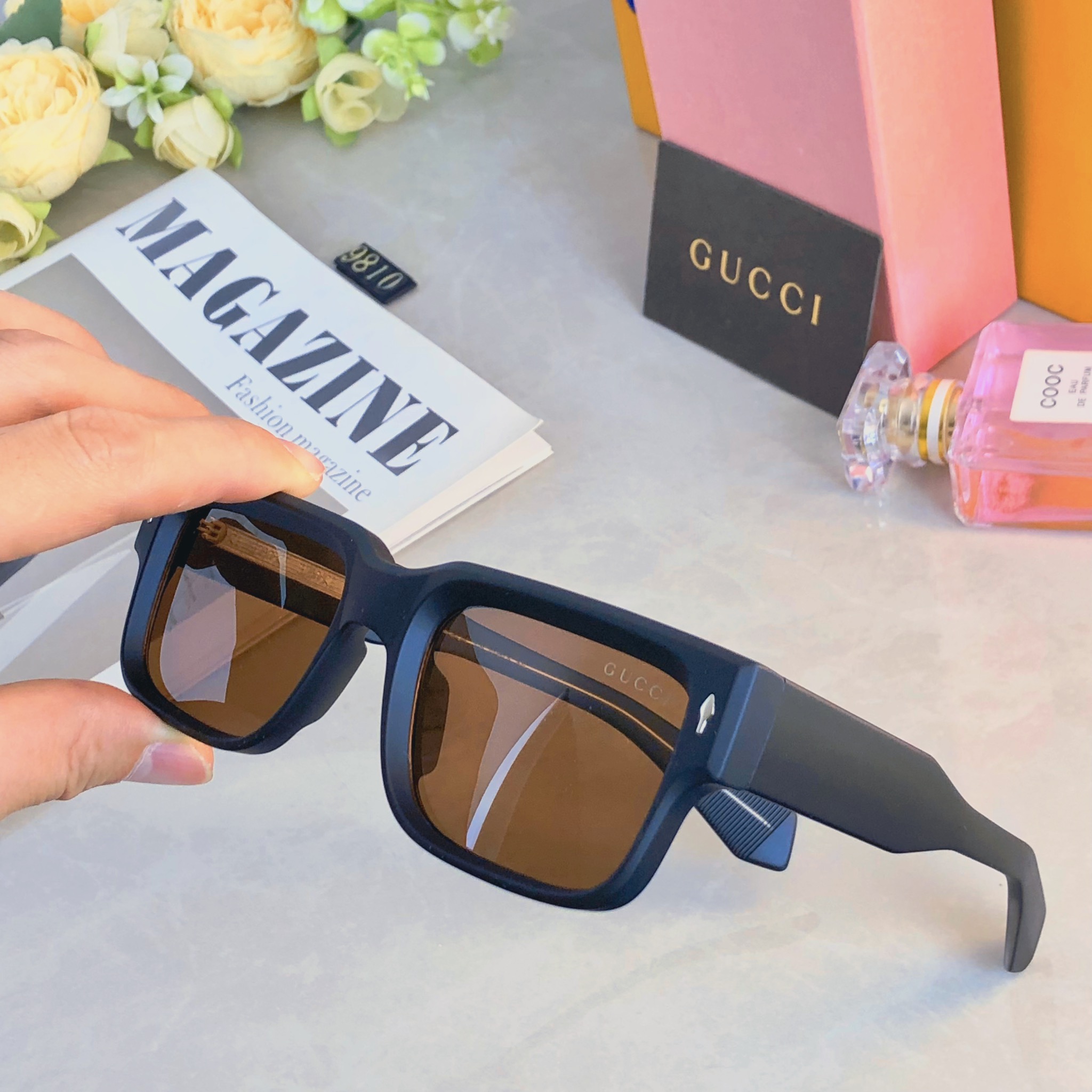 。。Gucc*爆款太阳镜米钉 欧美街拍ins网红模特方形墨镜女