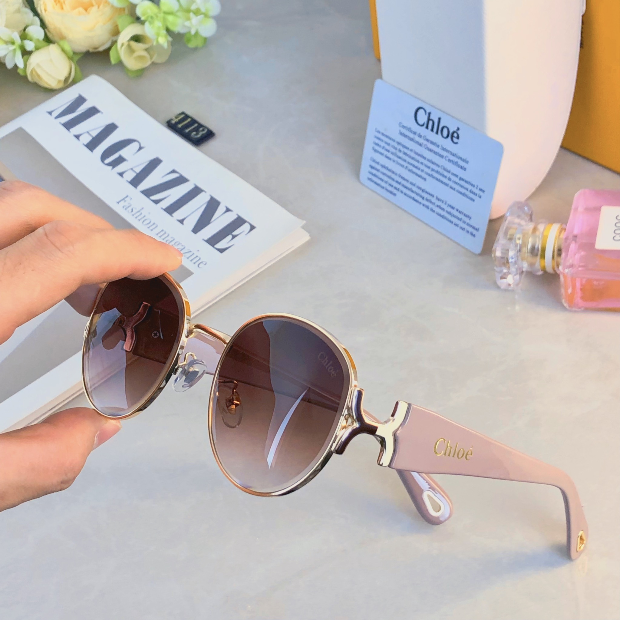 。。Chlo*复古凹造型金属椭圆墨镜女时尚显脸小防紫外线太阳眼镜