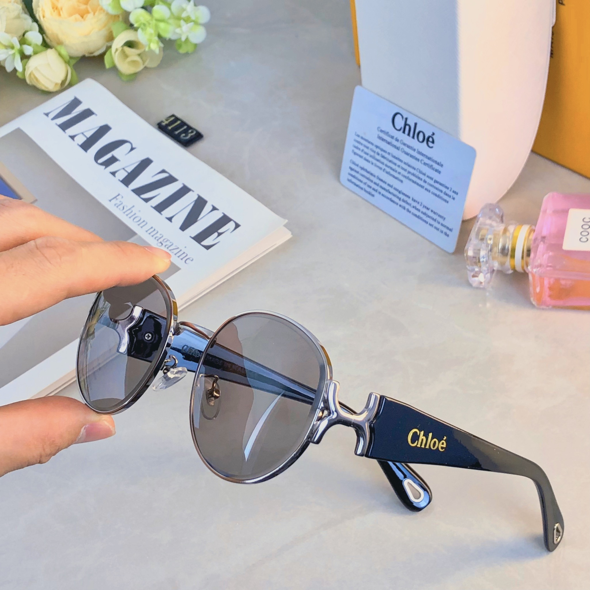 。。Chlo*复古凹造型金属椭圆墨镜女时尚显脸小防紫外线太阳眼镜