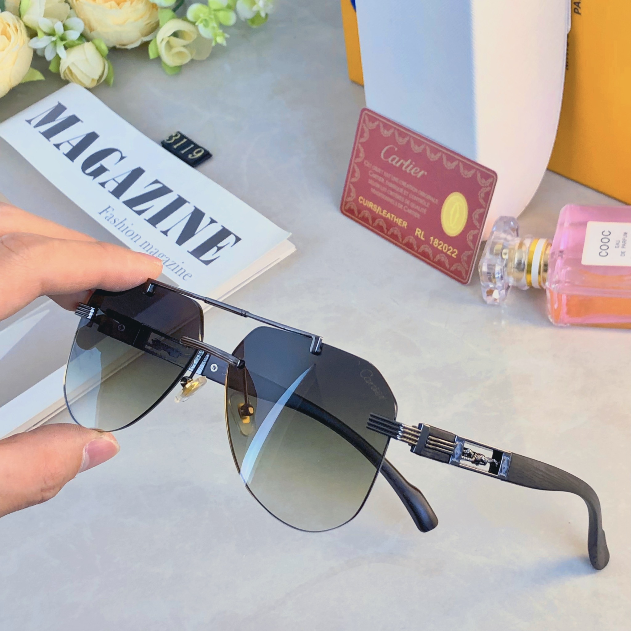 。。Cartie*新款潮流复古金属双梁太阳眼镜 ins个性无框户外开车休闲防晒墨镜