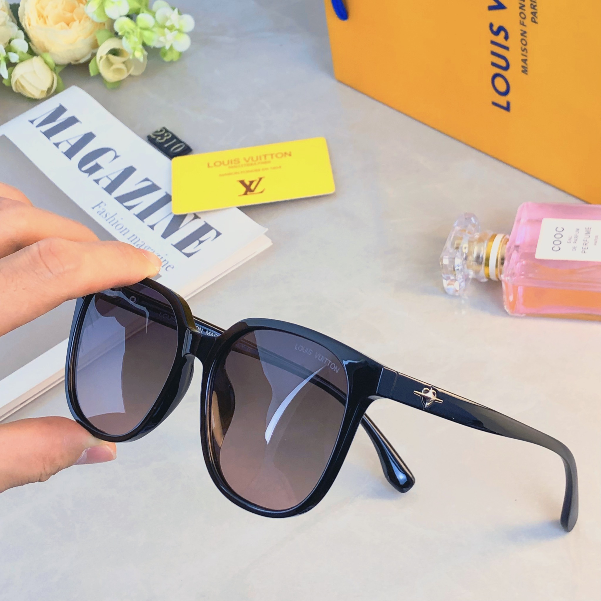 。。Louis vuitto*韩版复古黑色偏光墨镜女防晒高级感ins方框欧美辣妹街拍太阳眼镜