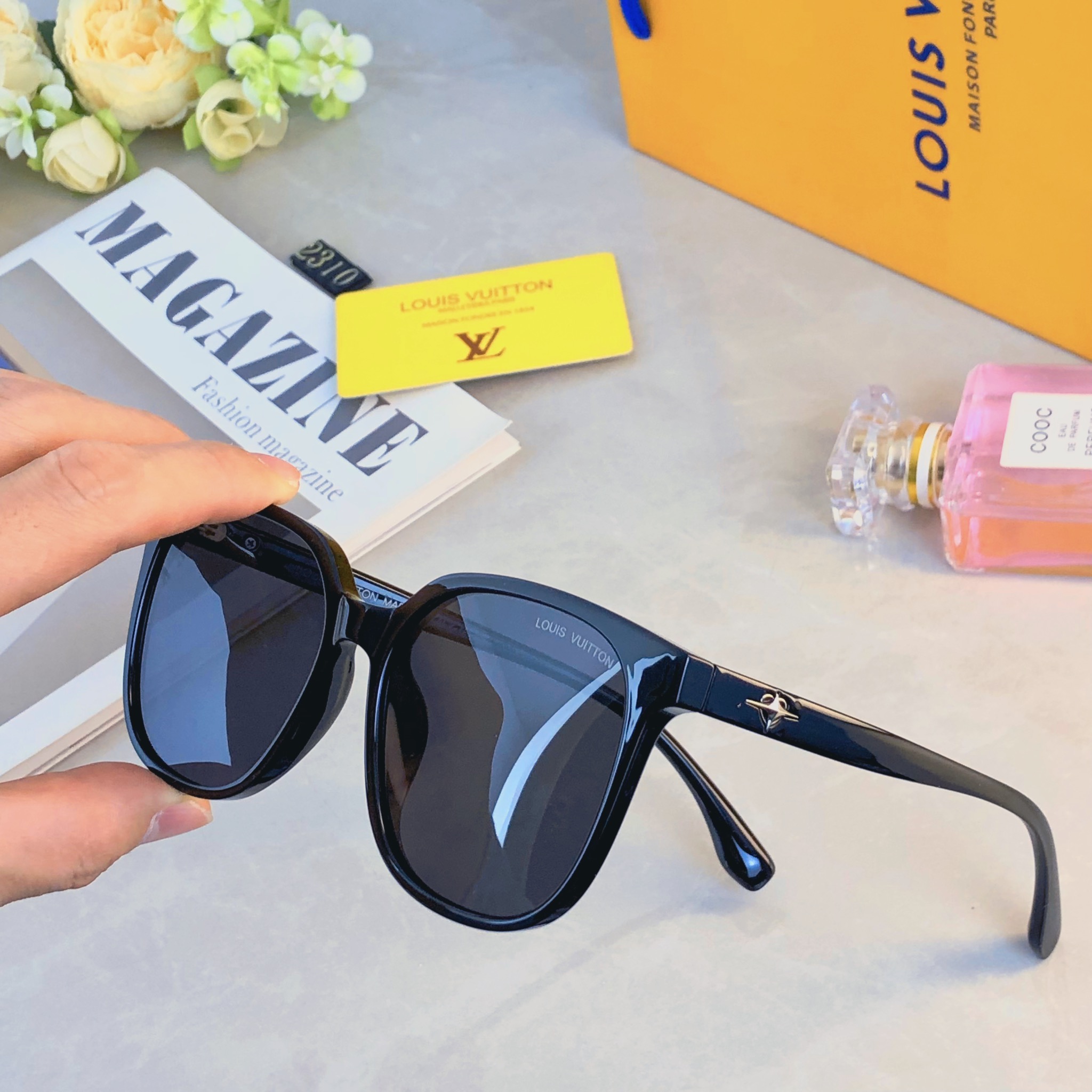 。。Louis vuitto*韩版复古黑色偏光墨镜女防晒高级感ins方框欧美辣妹街拍太阳眼镜