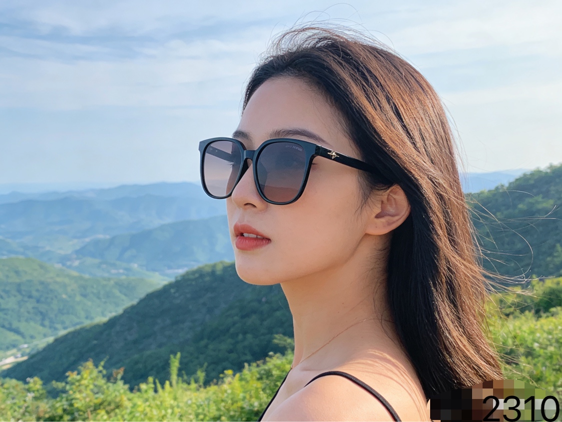 。。Louis vuitto*韩版复古黑色偏光墨镜女防晒高级感ins方框欧美辣妹街拍太阳眼镜