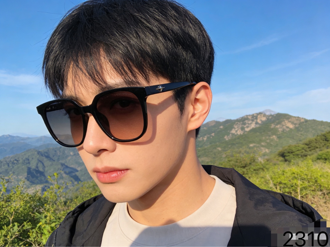 。。Louis vuitto*韩版复古黑色偏光墨镜女防晒高级感ins方框欧美辣妹街拍太阳眼镜