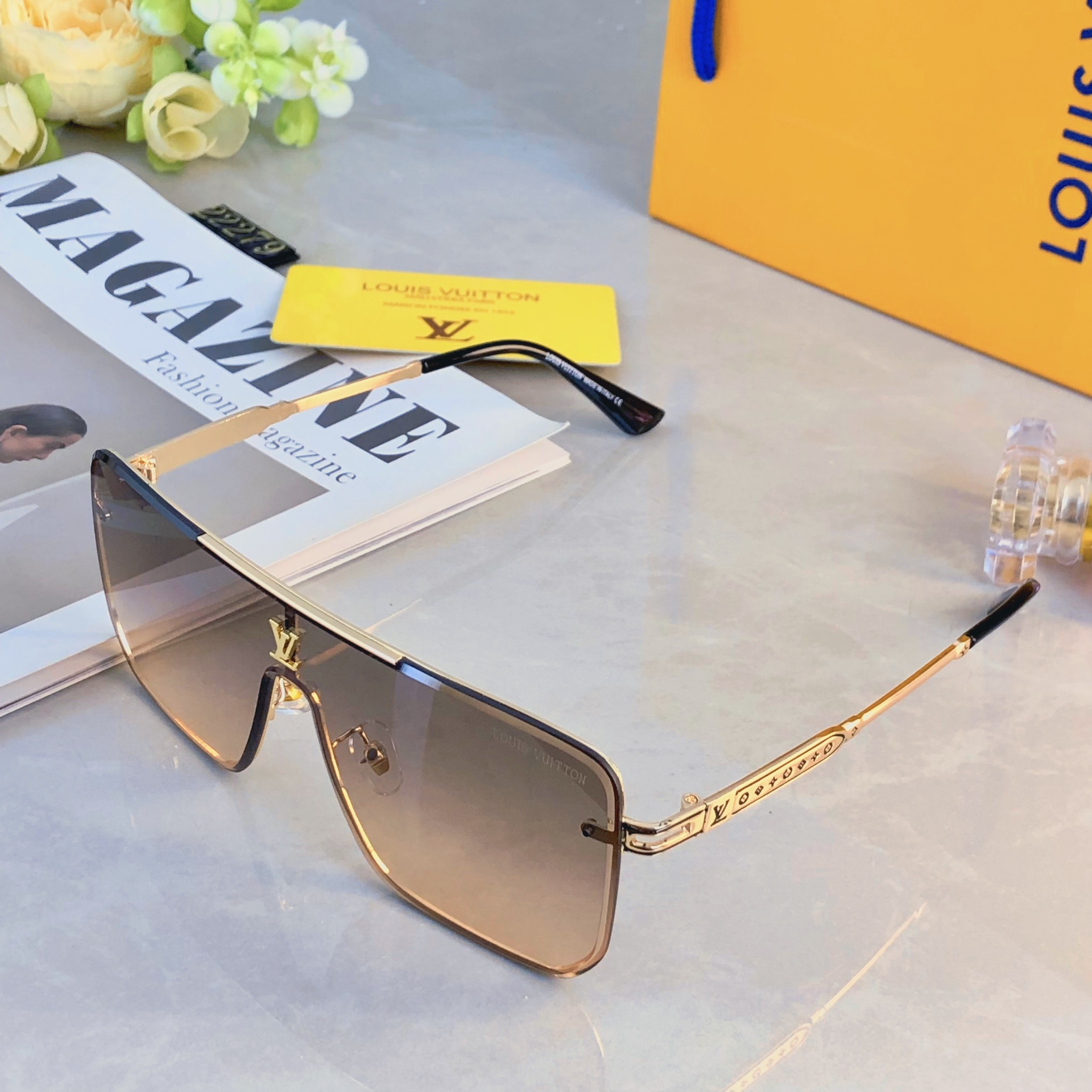 。。Louis vuitto*新款欧美一体片方框太阳镜 时尚无框墨镜 百搭遮阳