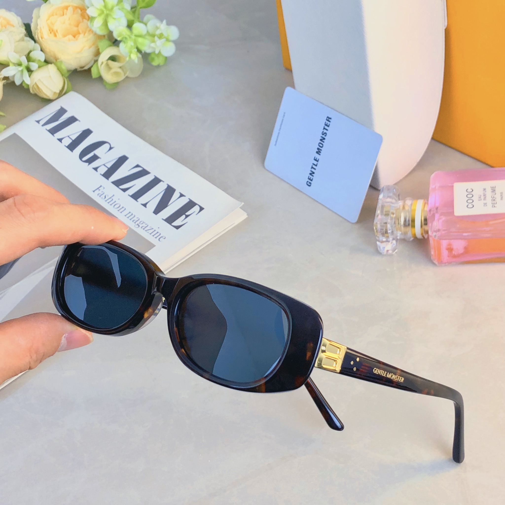 。。韩版方形2026新款GM猫眼方圆脸遮阳墨镜女潮高级感街拍夏季太阳镜