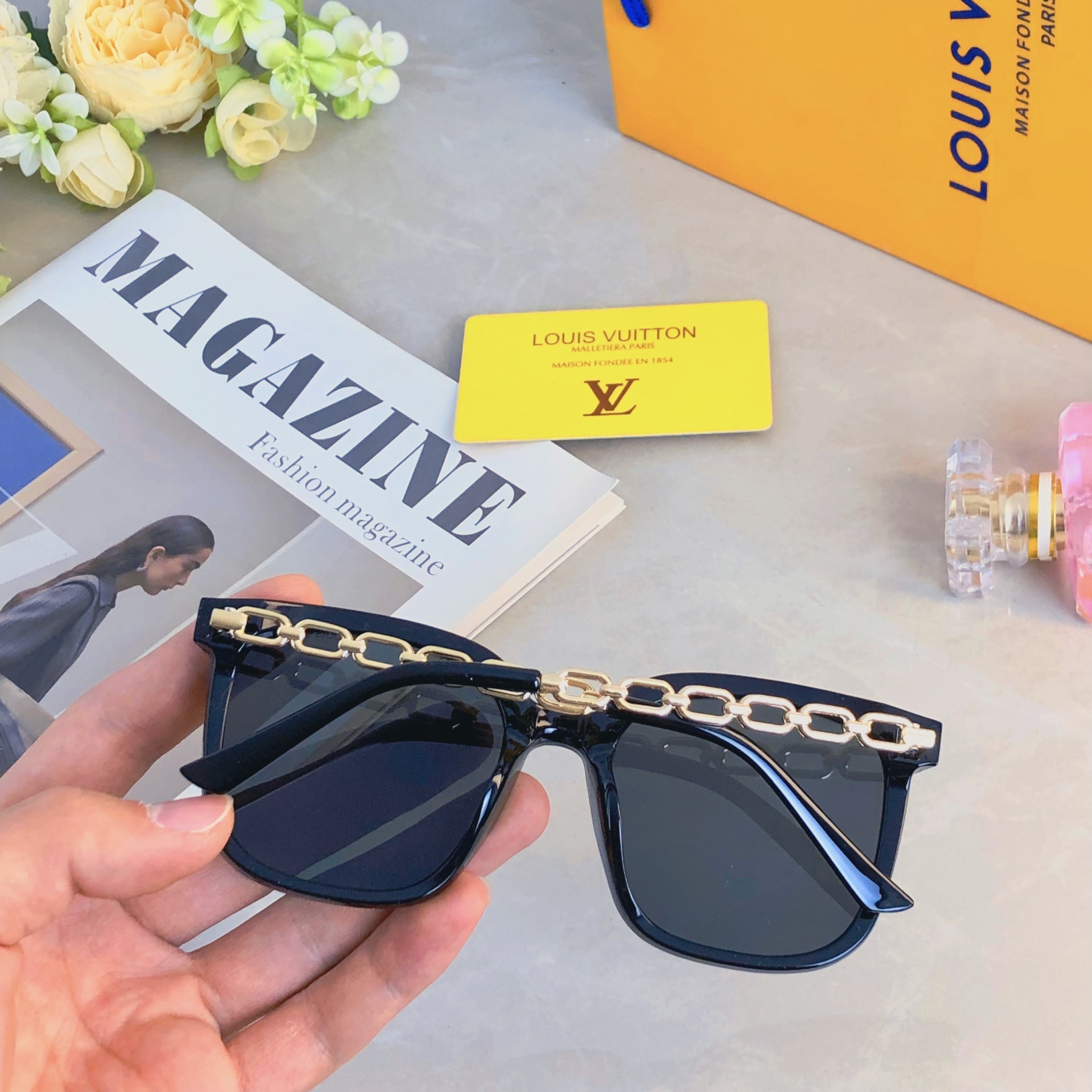 。。Louis vuitto*新款墨镜女高级感ins网红款防晒太阳镜大框圆脸显瘦眼镜潮流