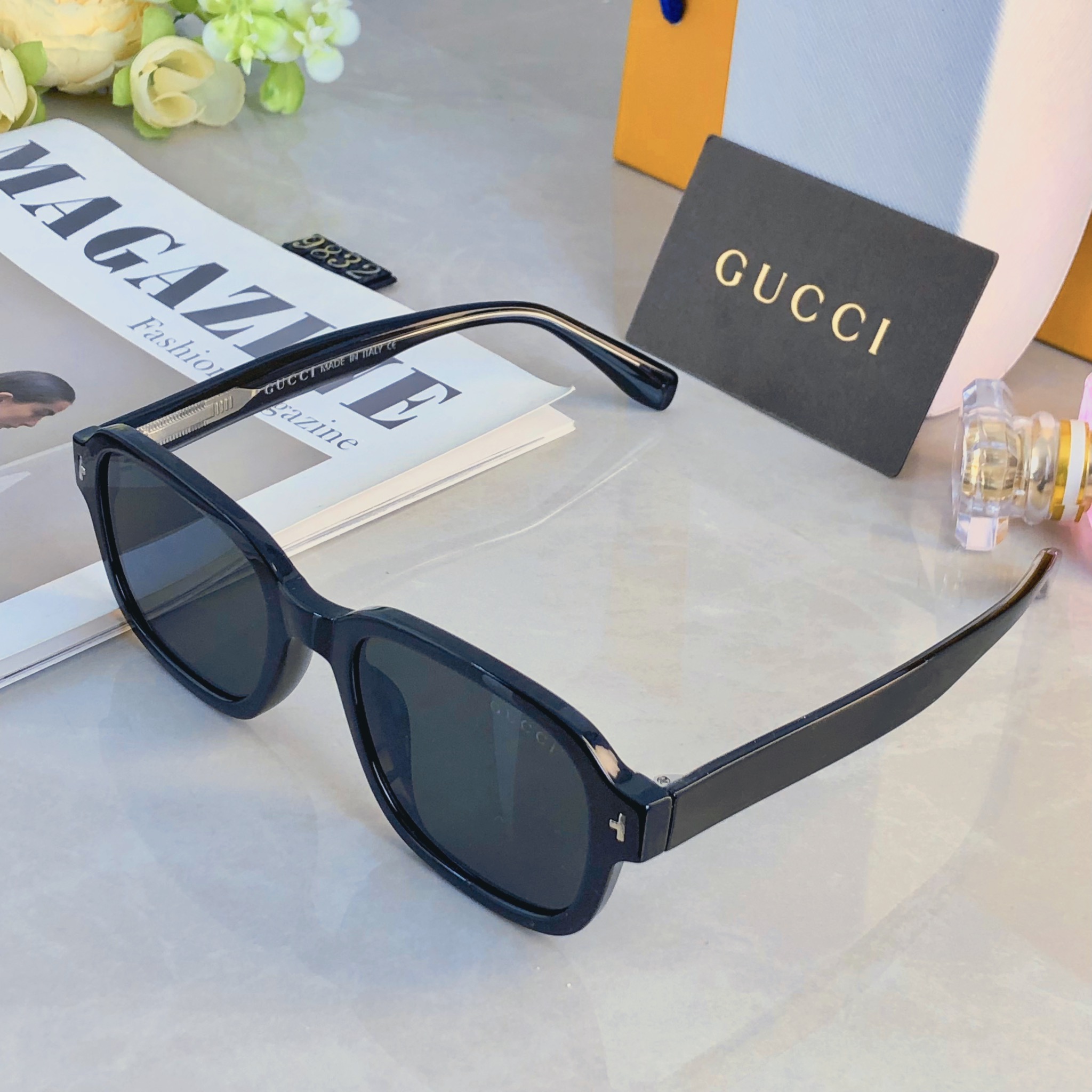 。。Gucc*新款时尚米钉休闲防晒太阳眼镜 ins欧美简约复古潮流网红遮阳墨镜