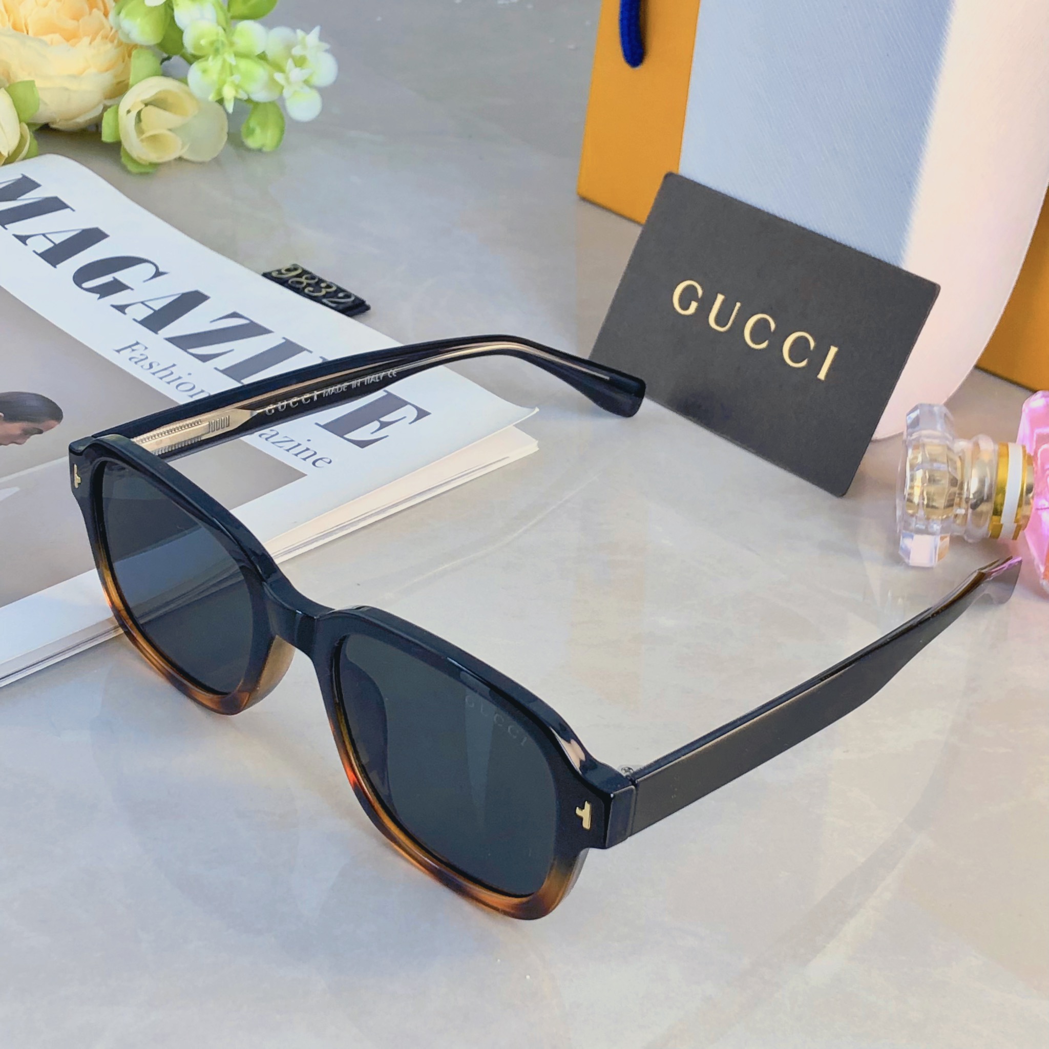 。。Gucc*新款时尚米钉休闲防晒太阳眼镜 ins欧美简约复古潮流网红遮阳墨镜