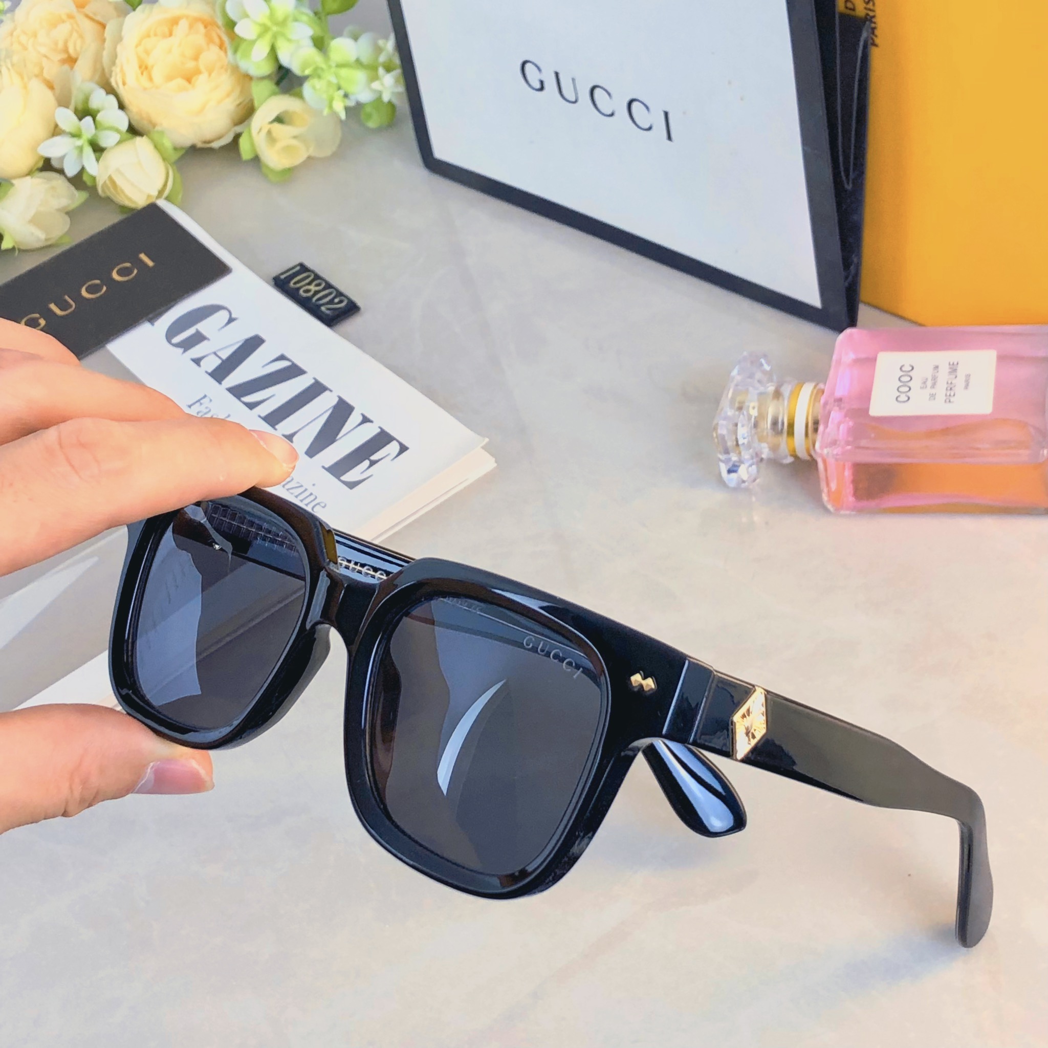 。。Gucc*爆款太阳镜米钉 欧美街拍ins网红模特方形墨镜