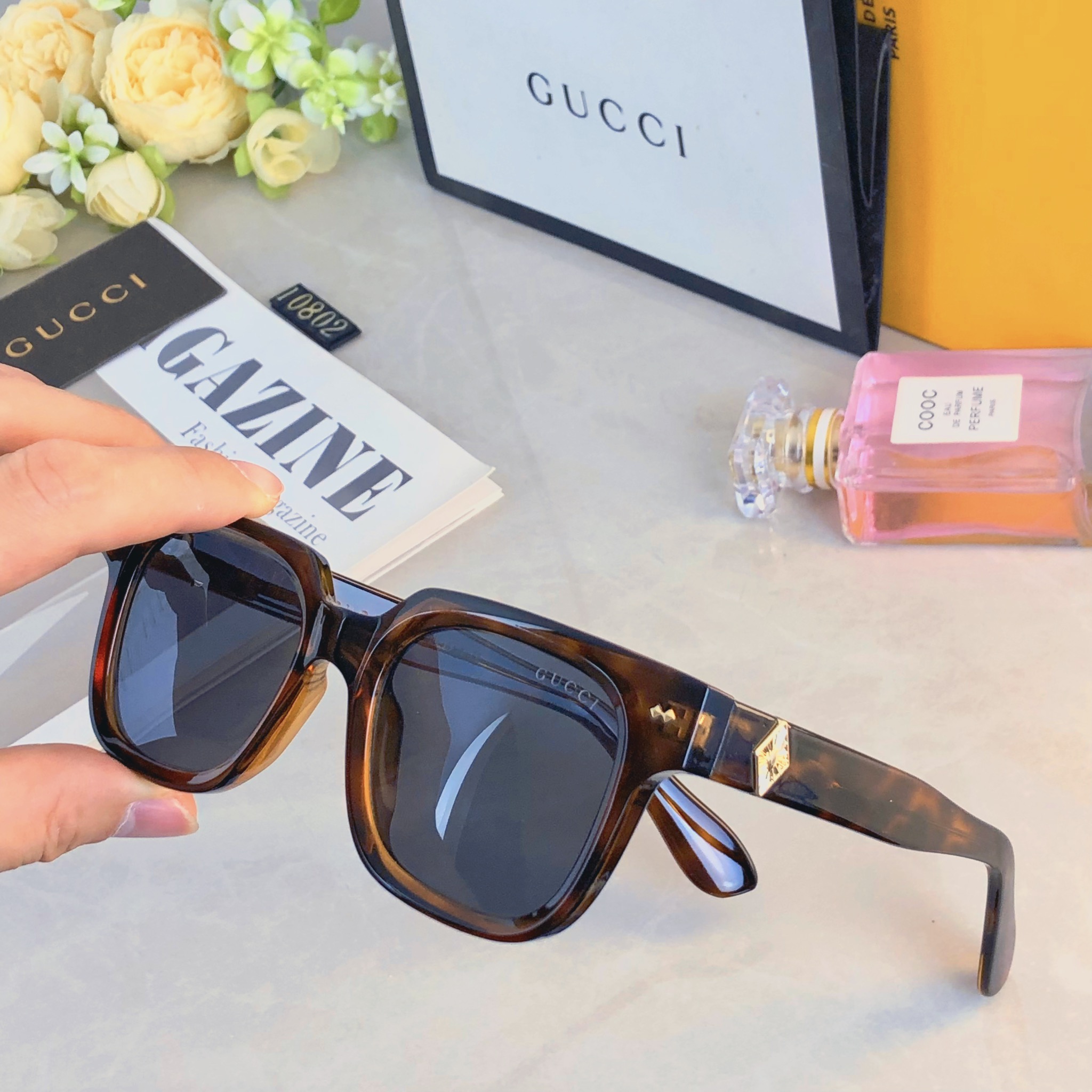 。。Gucc*爆款太阳镜米钉 欧美街拍ins网红模特方形墨镜