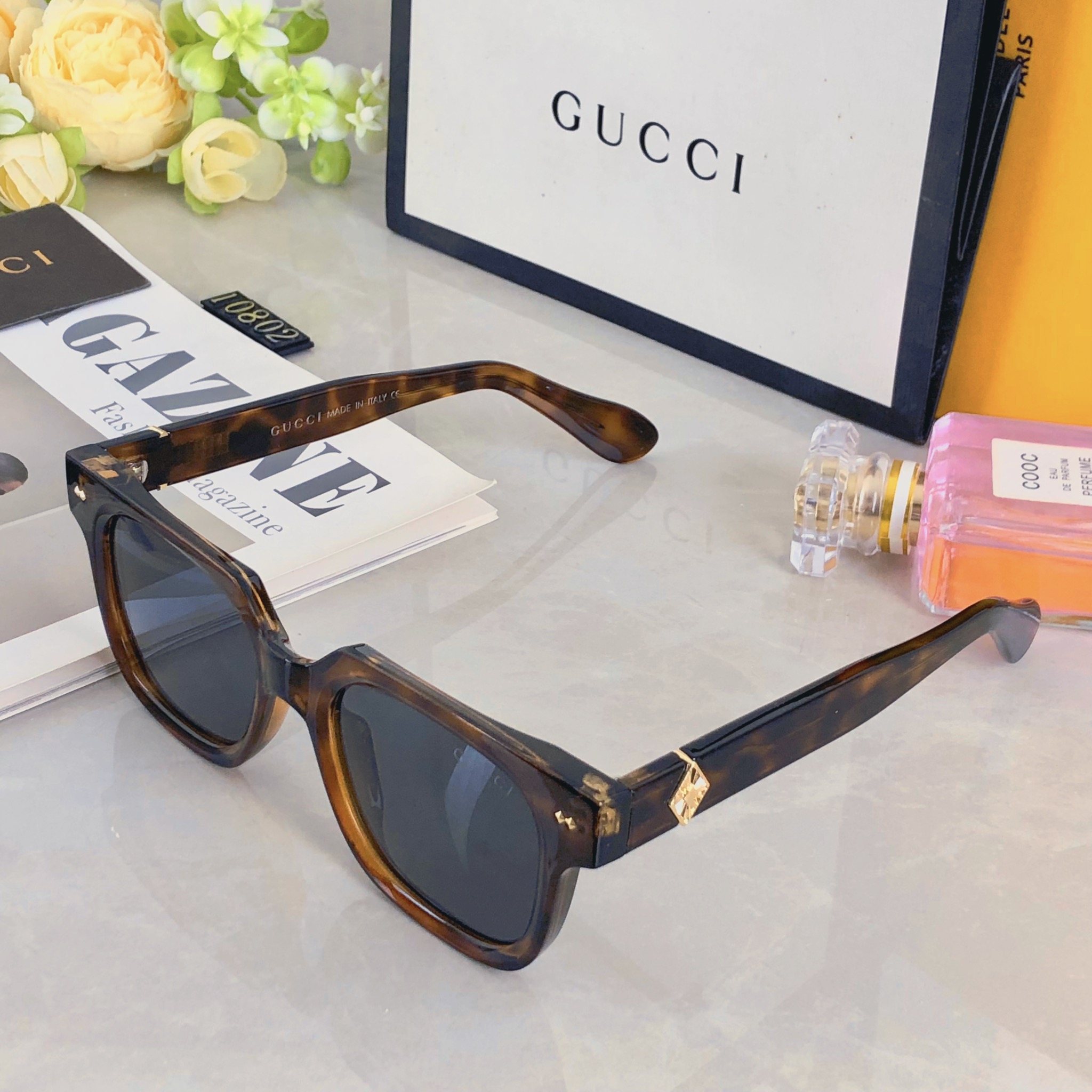 。。Gucc*爆款太阳镜米钉 欧美街拍ins网红模特方形墨镜