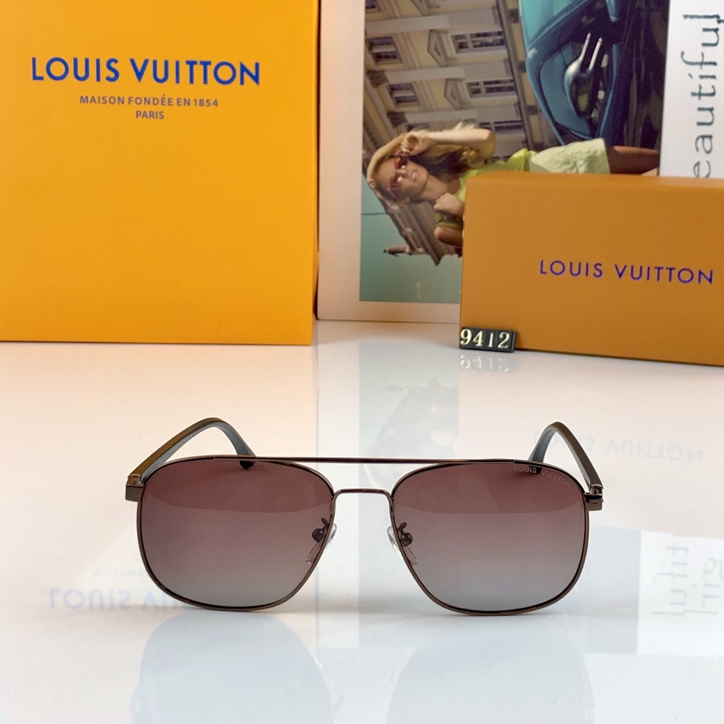 。。Louis vuitto*时尚新款太阳眼镜高品质高质感百搭遮阳潮 大气方框金属大框