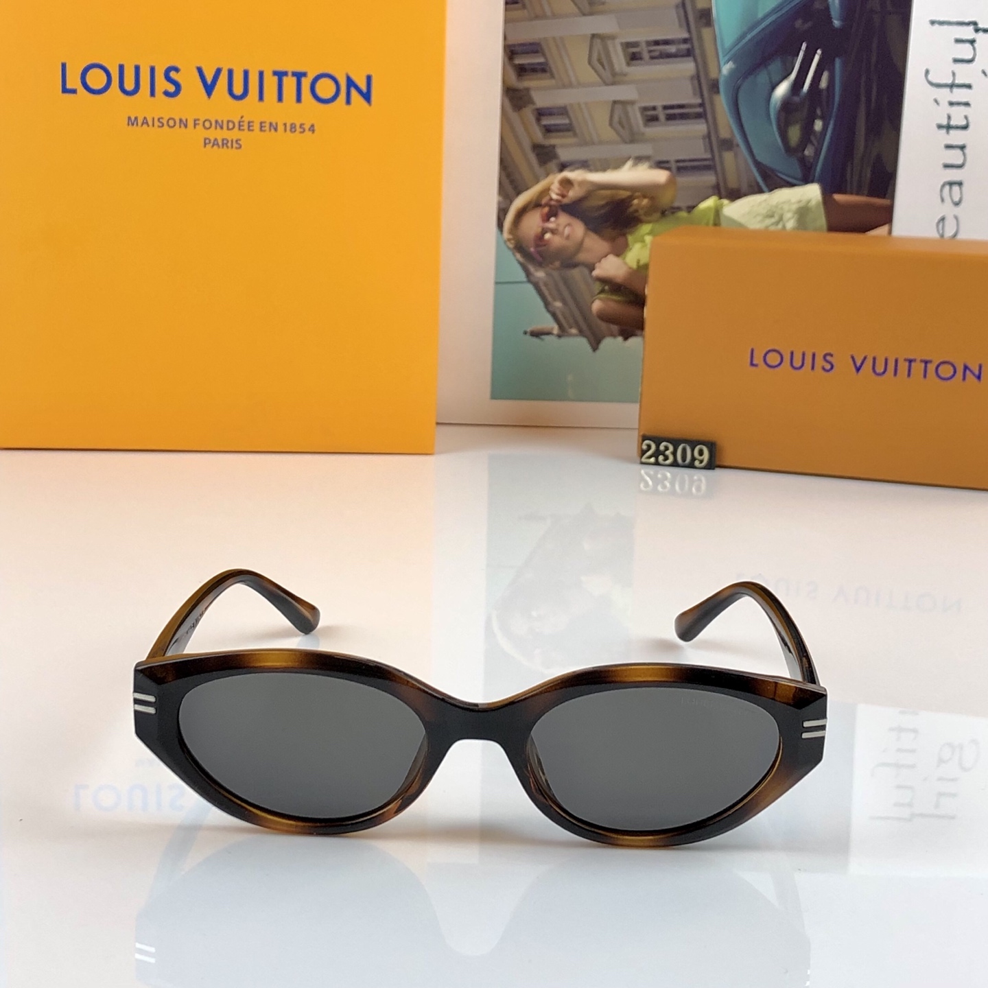 。。Louis vuitto*2026年新款明星同款潮流百搭高清偏光挡强光墨镜