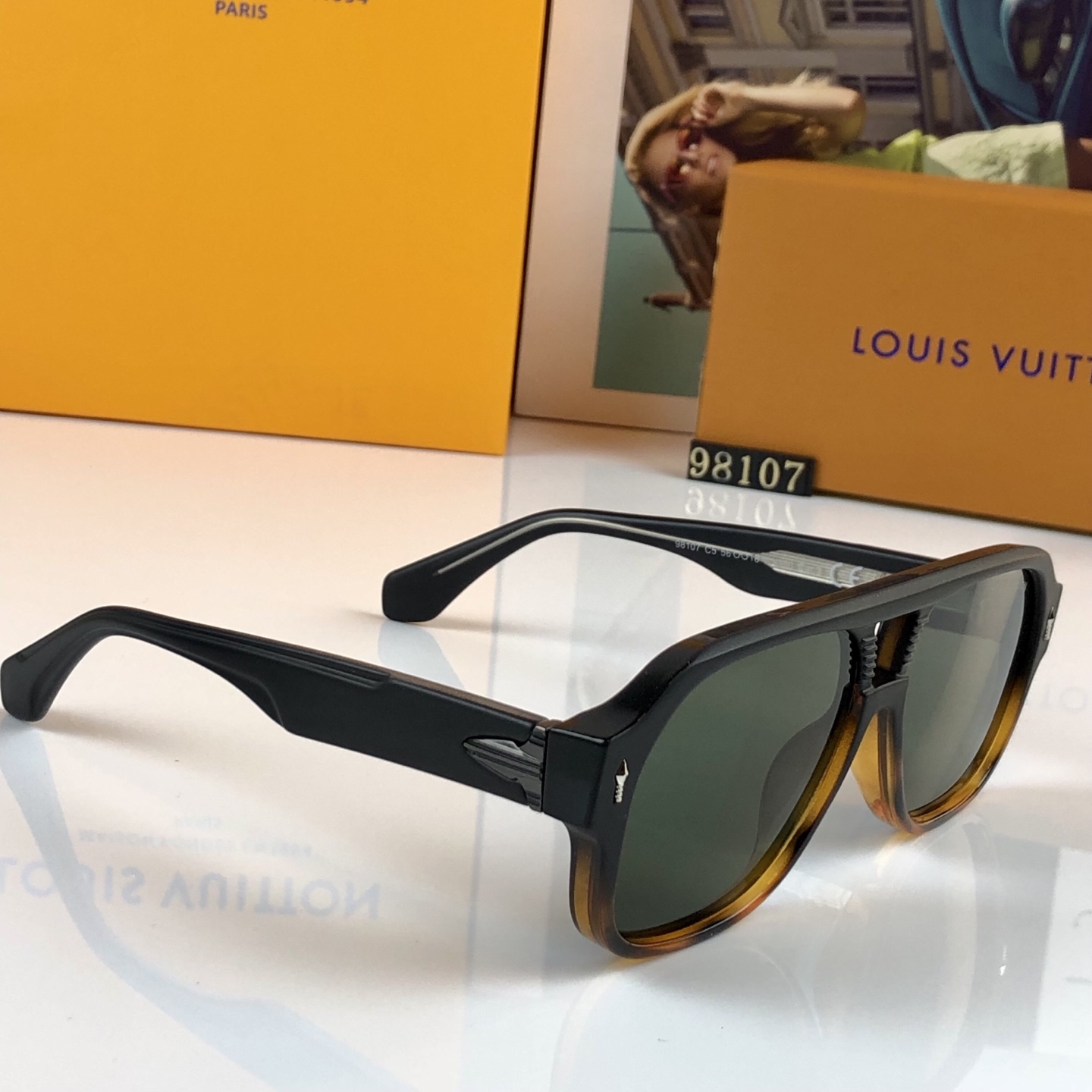 。。Louis vuitto*复古双梁透灰色太阳镜男女同款防紫外线太阳镜欧美个性