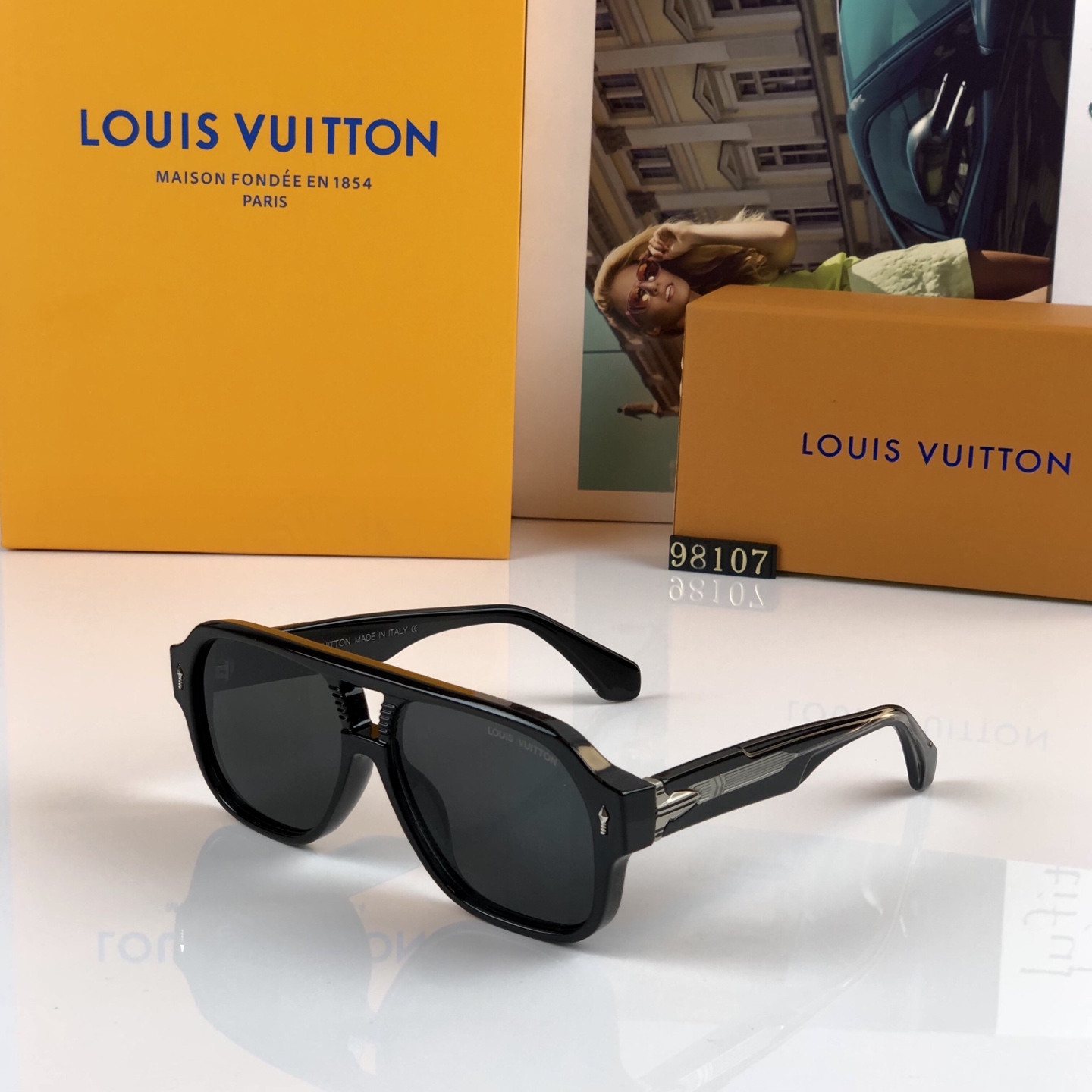 。。Louis vuitto*复古双梁透灰色太阳镜男女同款防紫外线太阳镜欧美个性