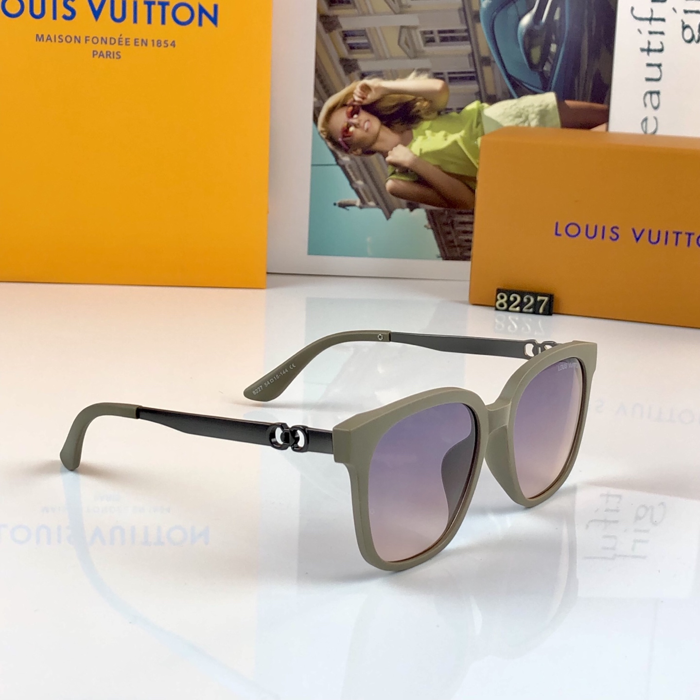 。。Louis vuitto*休闲墨镜磨砂质感时尚潮流百搭黑框防晒遮阳高级感太阳眼镜