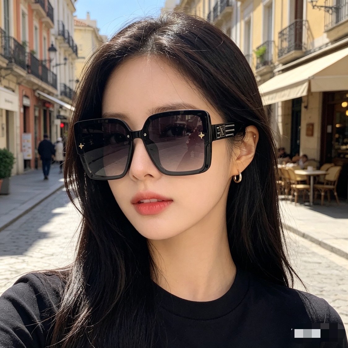 NO:767689,Louis vuitto* large frame Internet celebrity sunglasses, high-looking, versatile, face-showing small glasses, sunglasses, glasses, louis vuitton19860909Louis vuitto*大框网红太阳墨镜高颜值百搭显脸小眼镜墨镜太阳镜,眼镜,louis vuitton,glasses