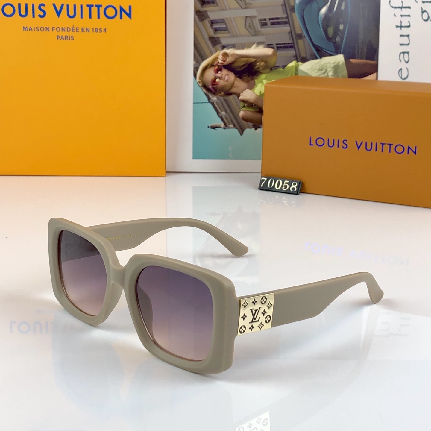 。。Louis vuitto*墨镜女时尚潮流欧美复古方形大框防紫外线旅行街拍韩版太阳镜