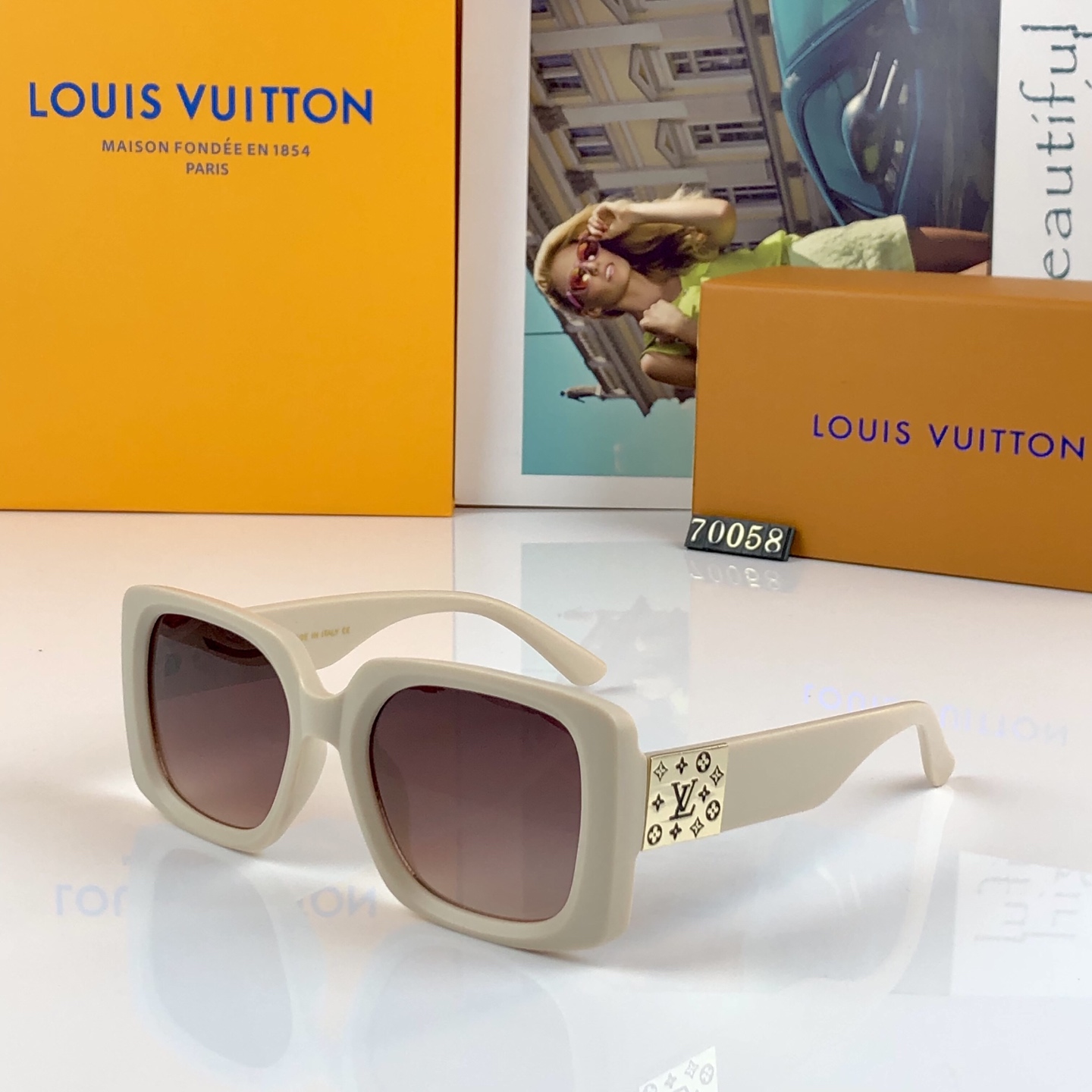 。。Louis vuitto*墨镜女时尚潮流欧美复古方形大框防紫外线旅行街拍韩版太阳镜
