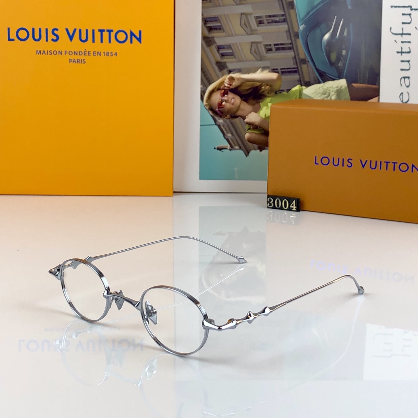。。Louis vuitto*个性小椭圆复古眼镜潮男女网红凹造型街拍墨镜平光镜