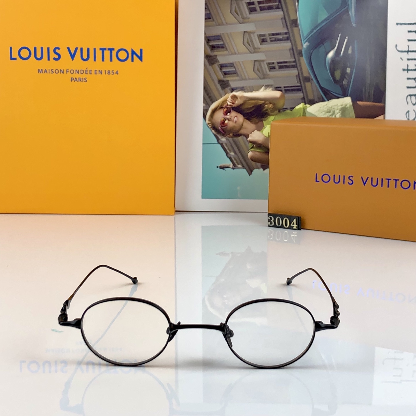。。Louis vuitto*个性小椭圆复古眼镜潮男女网红凹造型街拍墨镜平光镜