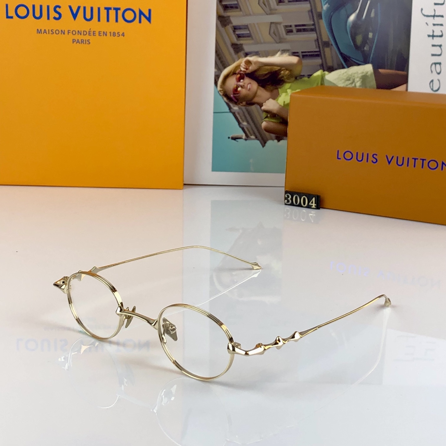 。。Louis vuitto*个性小椭圆复古眼镜潮男女网红凹造型街拍墨镜平光镜