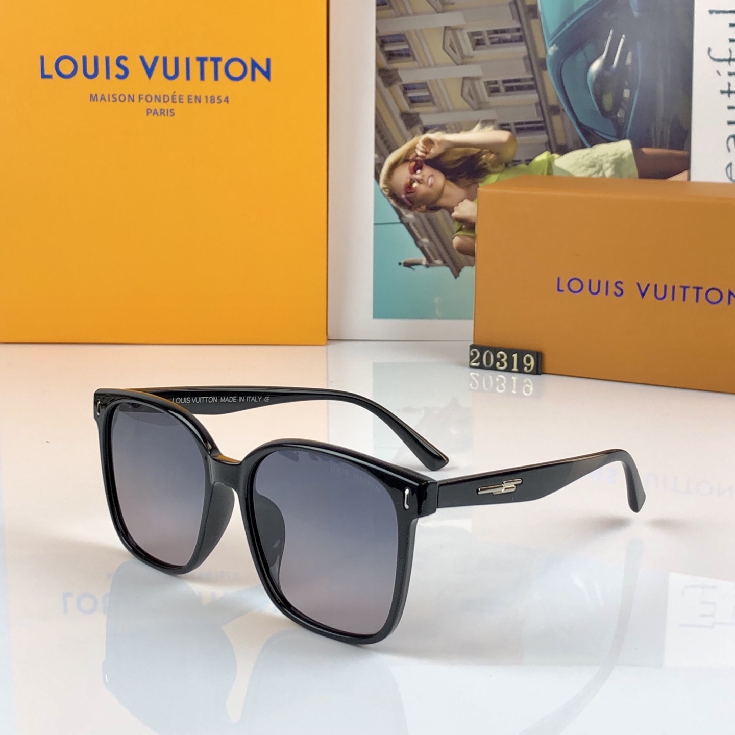 。。Louis vuitto*网红墨镜情侣款一对旅游百搭方形太阳镜男女款防紫外线2026新款潮