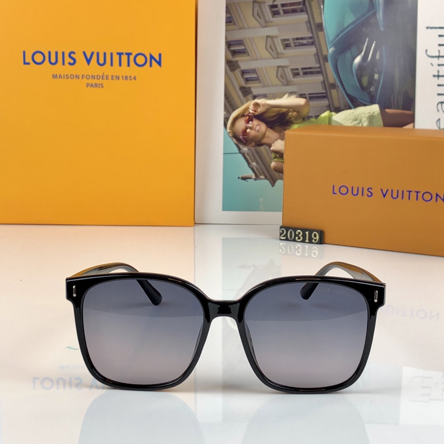 。。Louis vuitto*网红墨镜情侣款一对旅游百搭方形太阳镜男女款防紫外线2026新款潮