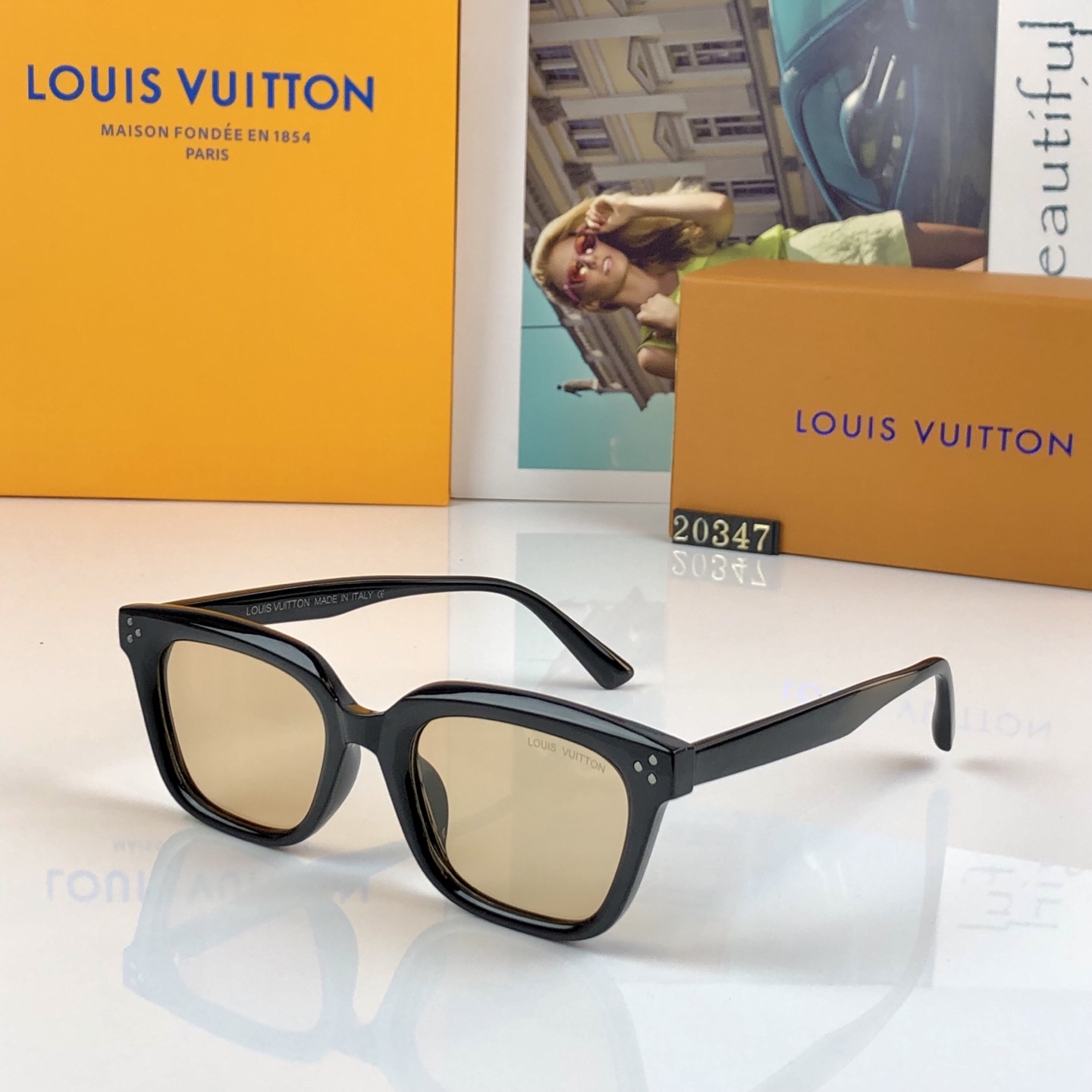 。。Louis vuitto*网红墨镜情侣款一对旅游百搭方形太阳镜男女款防紫外线2026新款潮