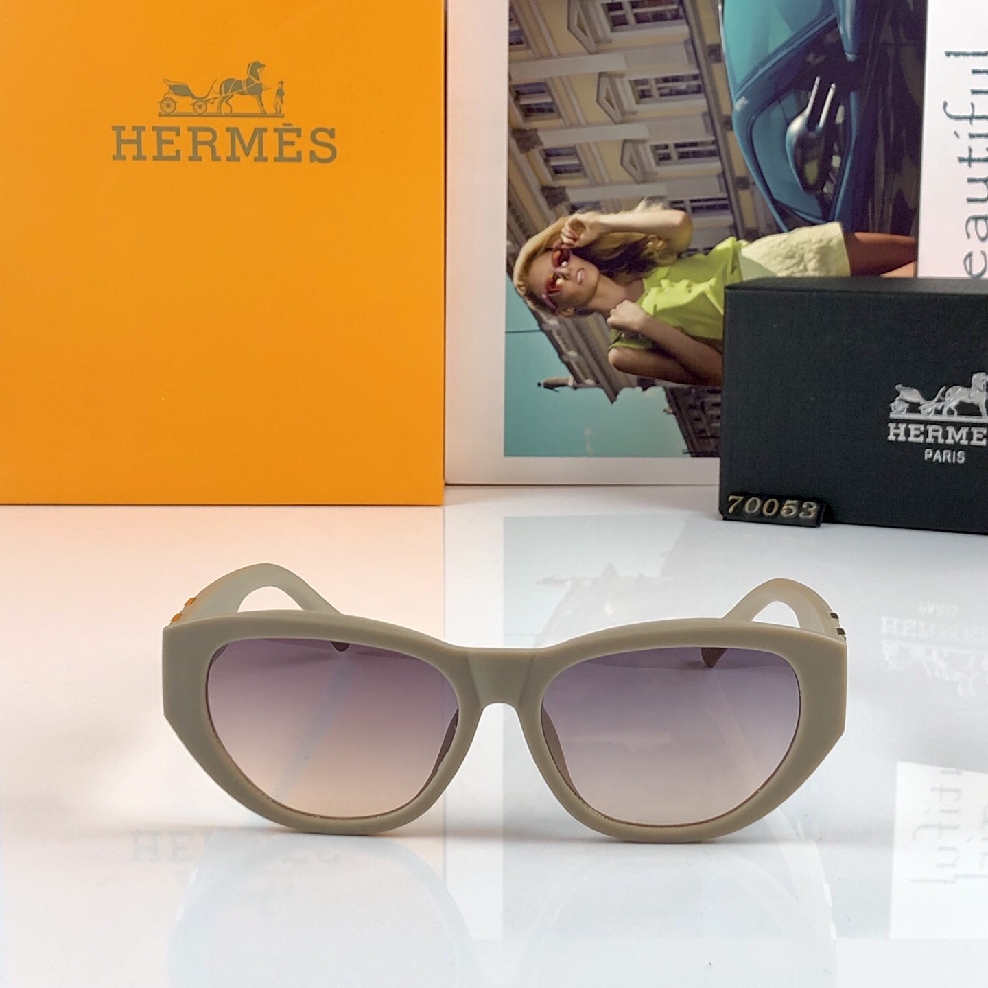 。。Herme*2026新款欧美风猫眼太阳眼镜潮凹造型街拍高级感黑超墨镜女