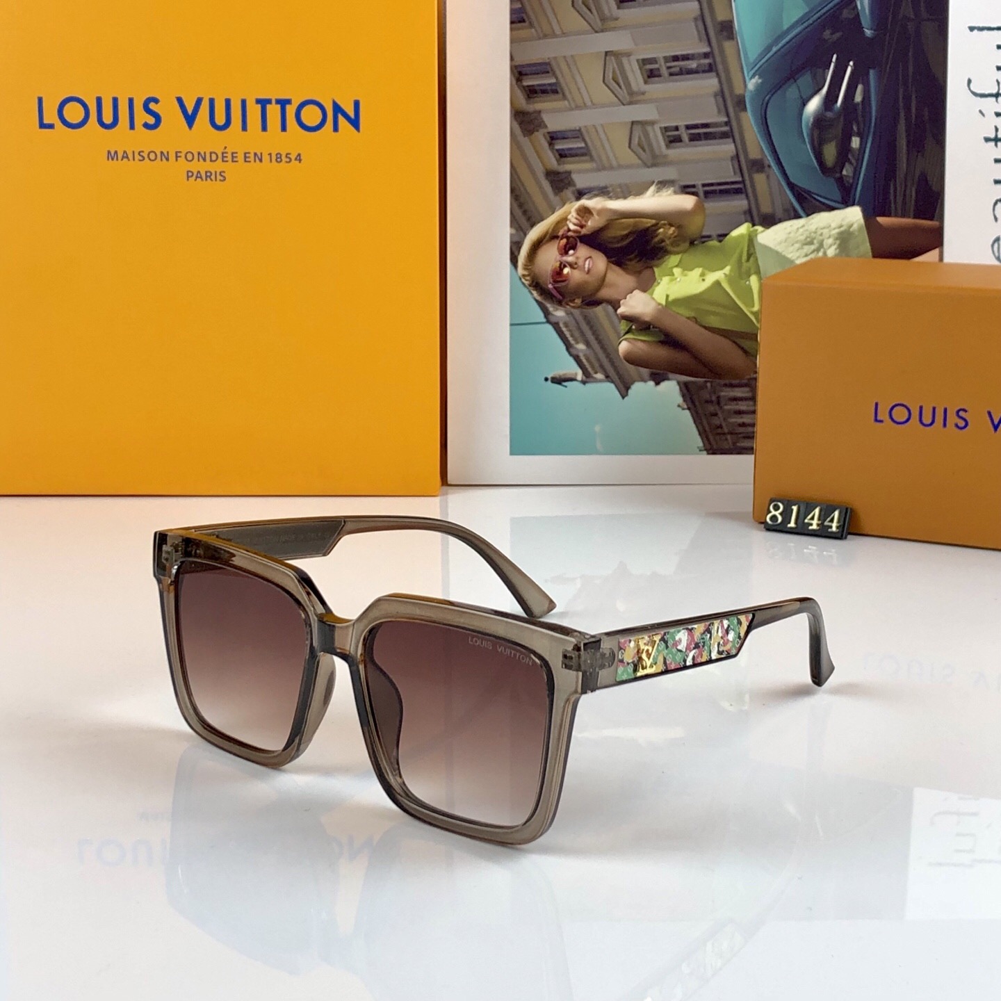 。。Louis vuitto*欧美方形太阳眼镜大框显脸小高级感街拍防紫外线复古简约墨镜