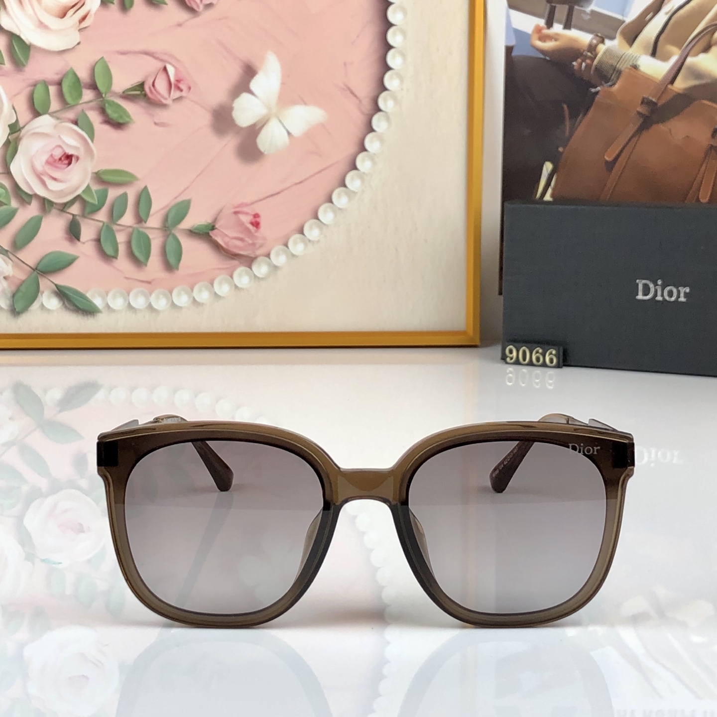 。。Dior*新百搭简约椭圆大框渐变墨镜女款高清尼龙镜片防紫外线太阳镜