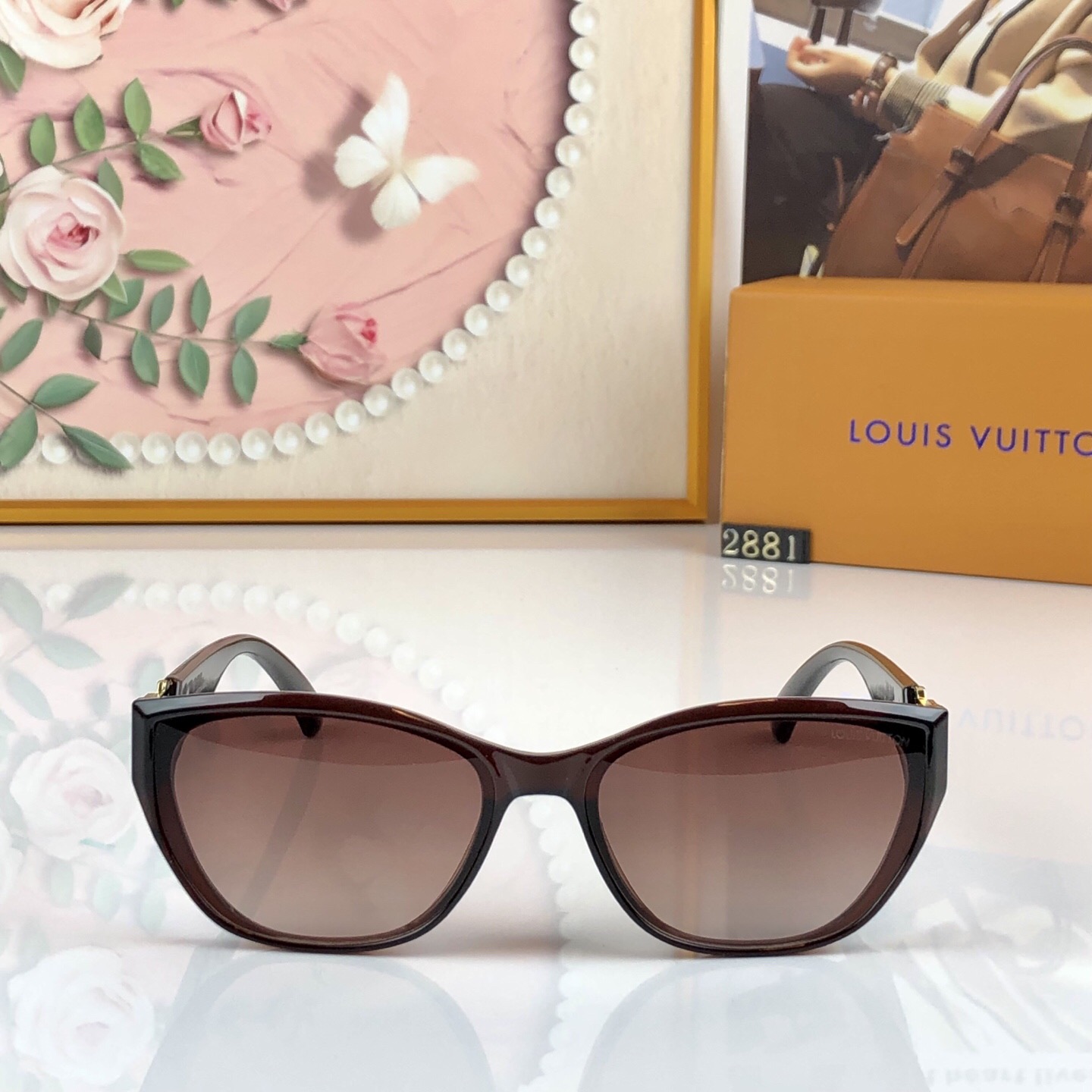 。。Louis vuitto*时尚女士百搭大框太阳镜欧美大牌猫眼墨镜个性镜腿眼镜