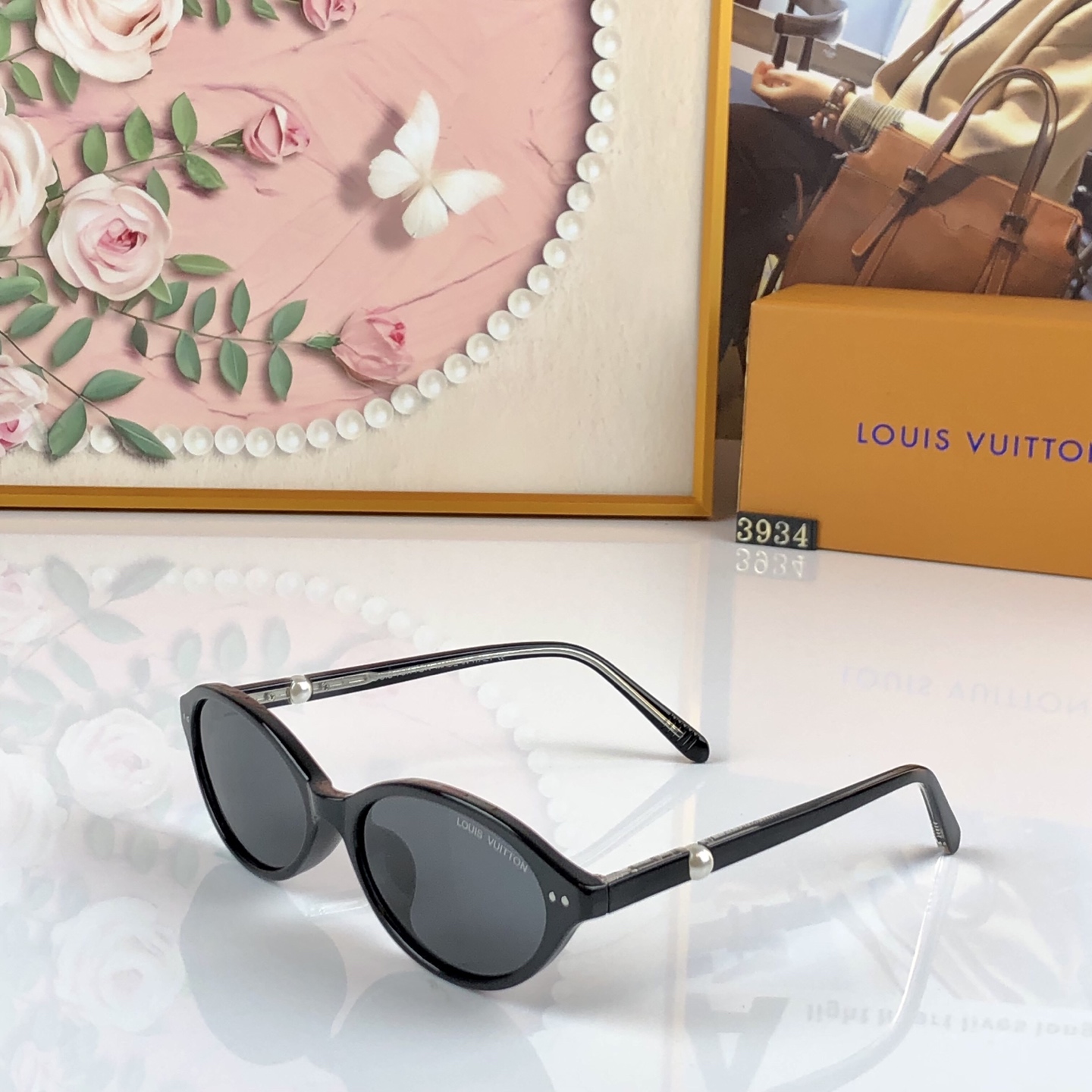 。。Louis vuitto*复古书呆子墨镜女高级感2026新款防晒防紫外线太阳眼镜