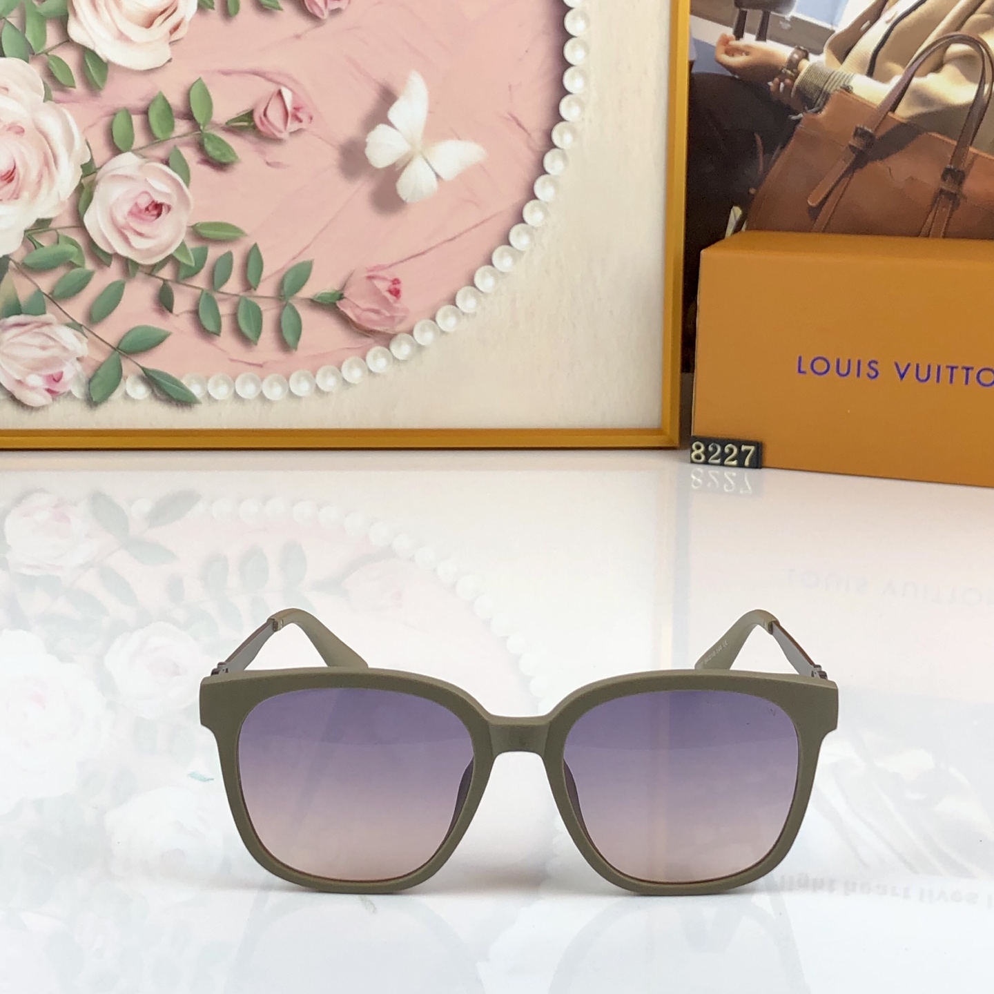 。。Louis vuitto*新款时髦韩系大框辣妹百搭显脸小出片潮流防紫外线墨镜遮阳太阳镜