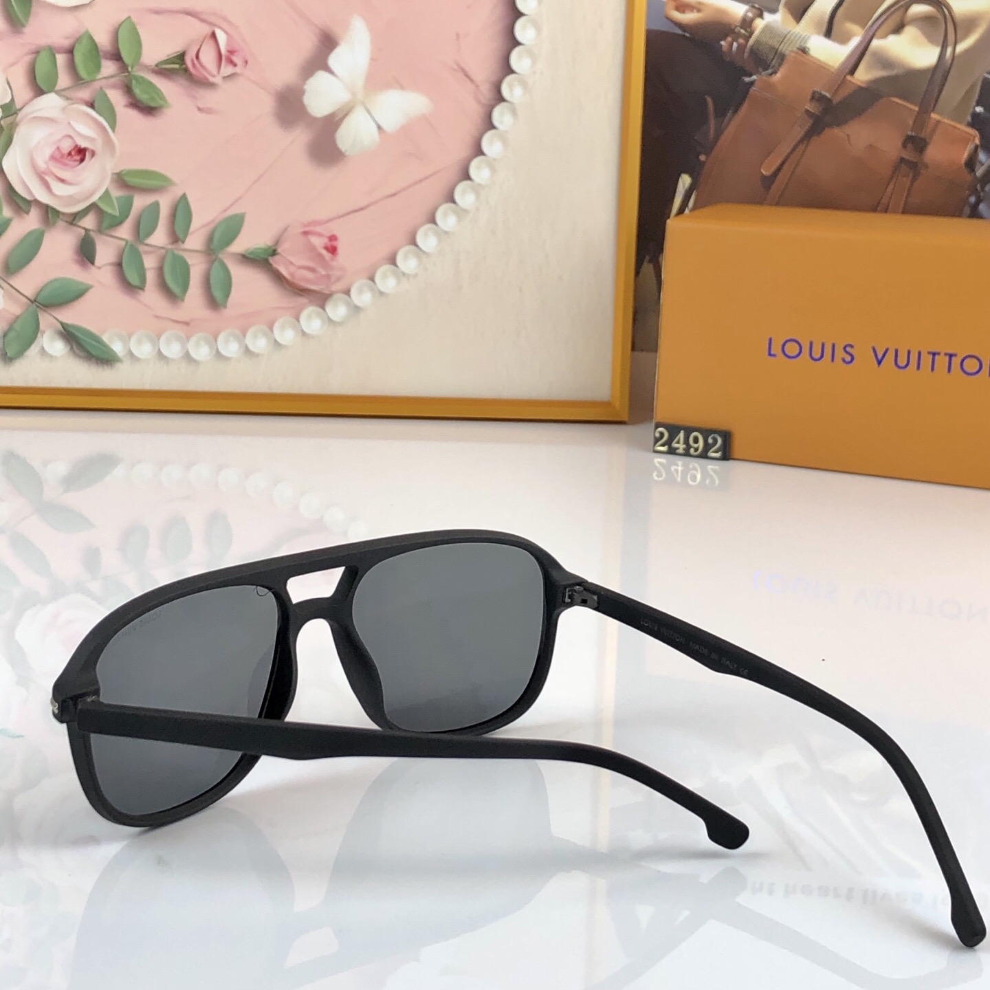 。。Louis vuitto*港风复古大框双梁太阳镜男士个性时尚高级感ins拍照蛤蟆墨镜女潮