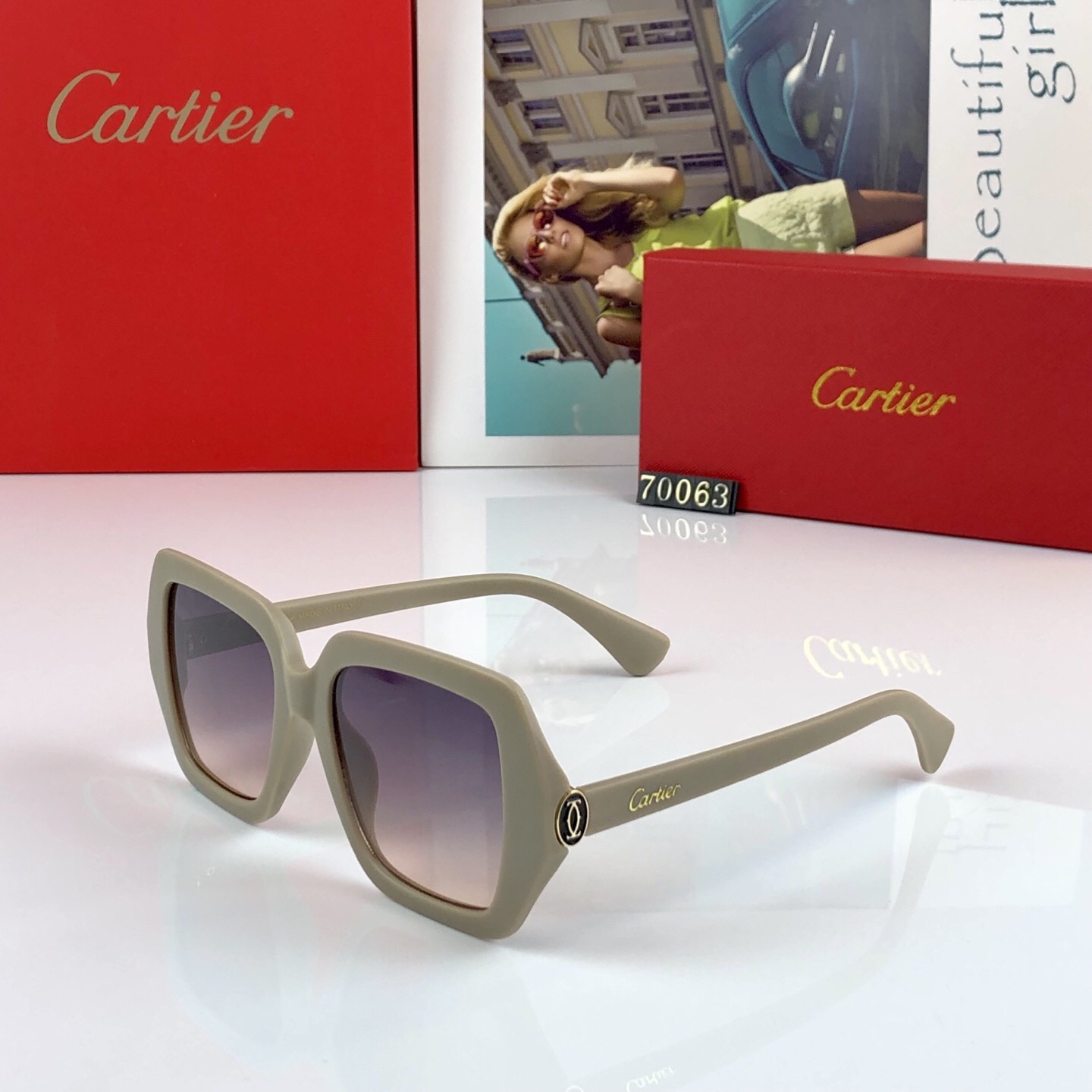 。。Cartie*新款高级复古感潮流时髦方框显脸小百搭防紫外线太阳眼镜遮阳墨镜