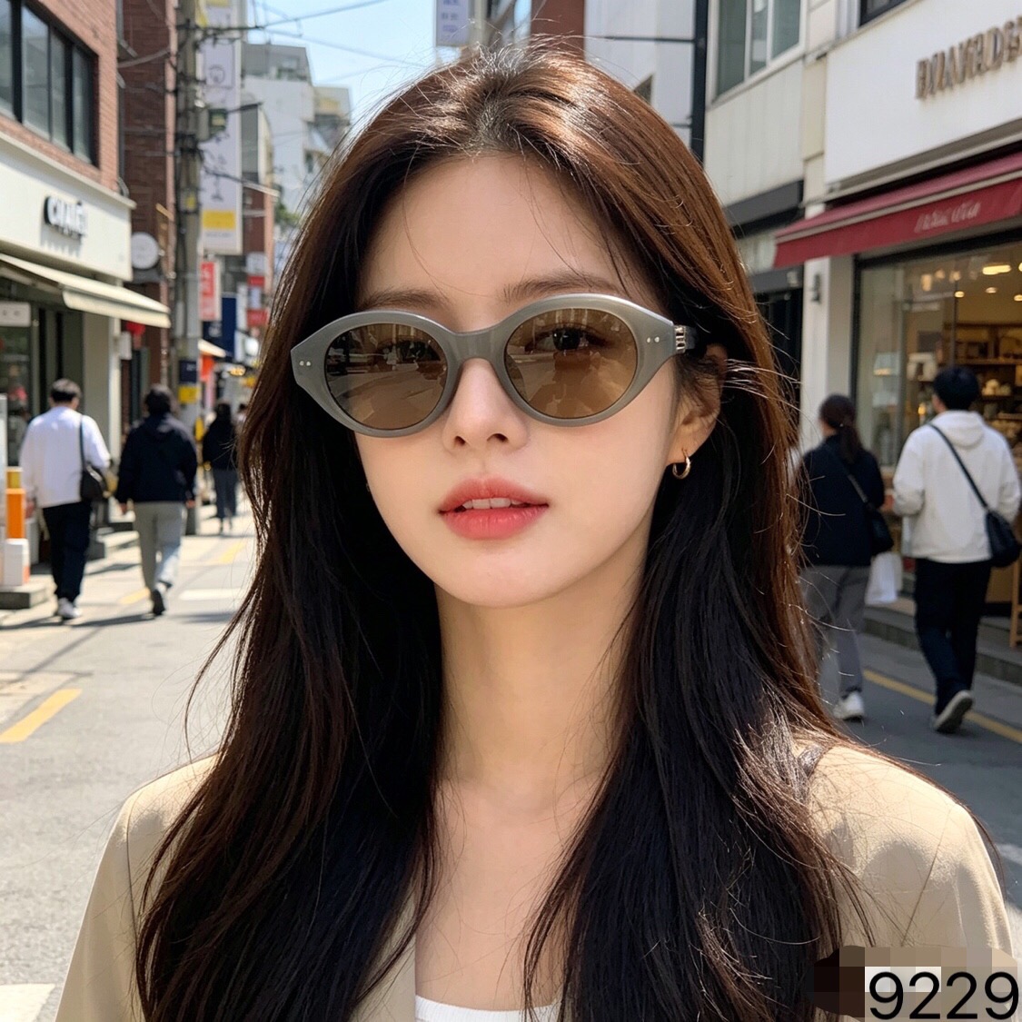 NO:826424,Chane*European and American hot girl personality retro sunglasses high-end anti-UV sunglasses oval cat eye square face slimming glasses sunglasses sunglasses, glasses, chanel19860909Chane*欧美辣妹个性复古墨镜高级感防紫外线太阳镜椭圆猫眼方圆脸显瘦眼镜墨镜太阳镜,眼镜,chanel,glasses