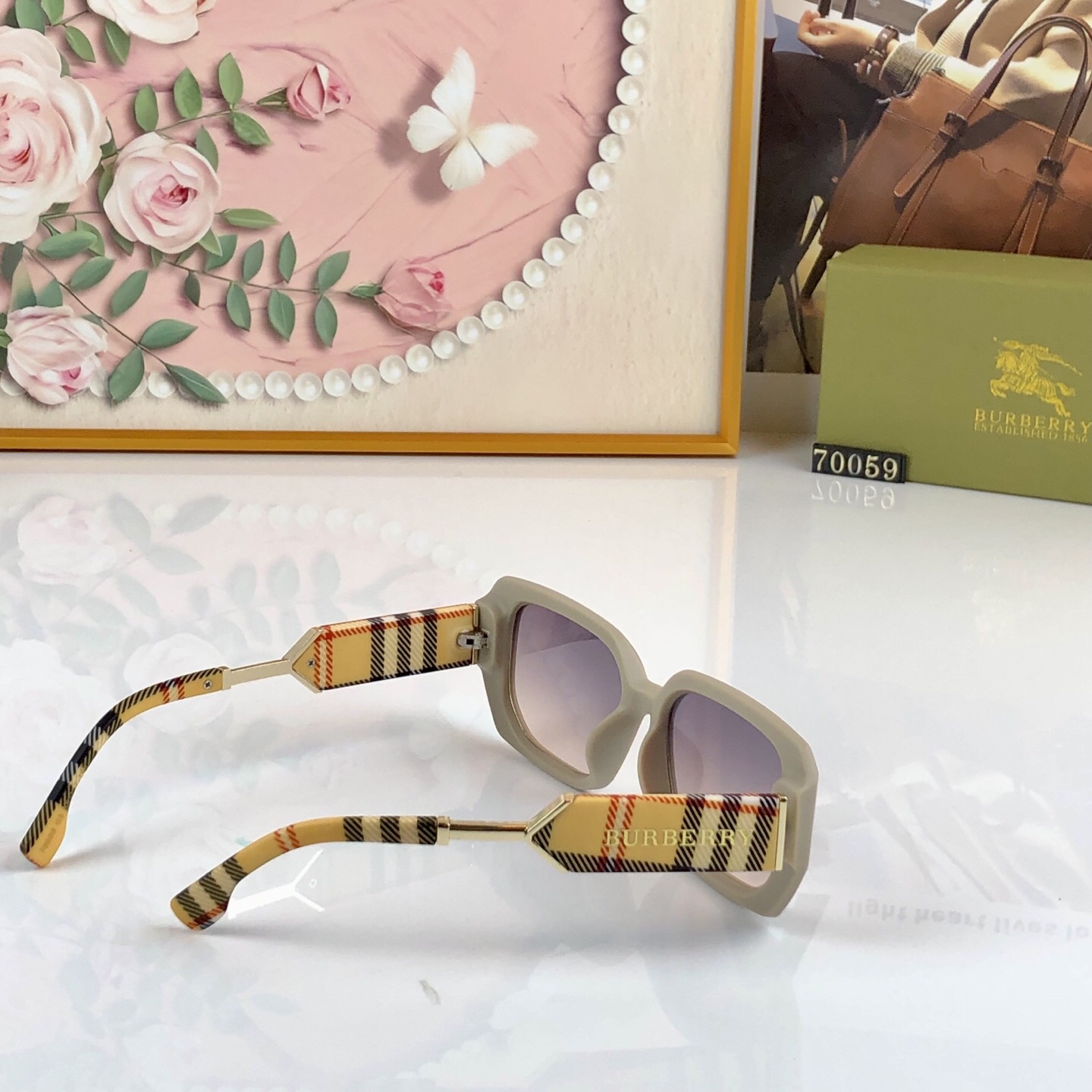 🔥🔥Burberry*时尚新款B家同款猫眼小框前卫欧美轻奢太阳镜ins网红走秀潮流墨镜