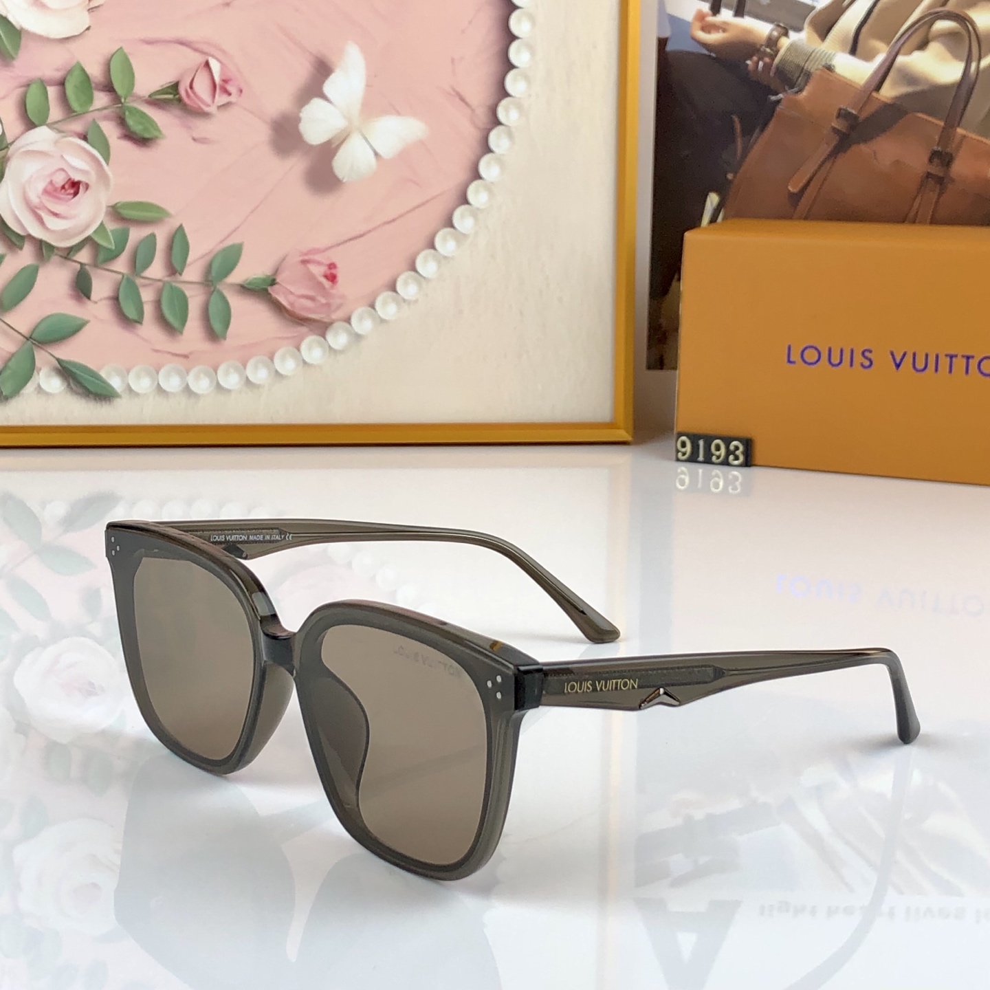 🔥🔥Louisvuitto*欧美时髦高级感太阳眼镜网红同款时尚方框太阳镜新款女潮复古墨镜