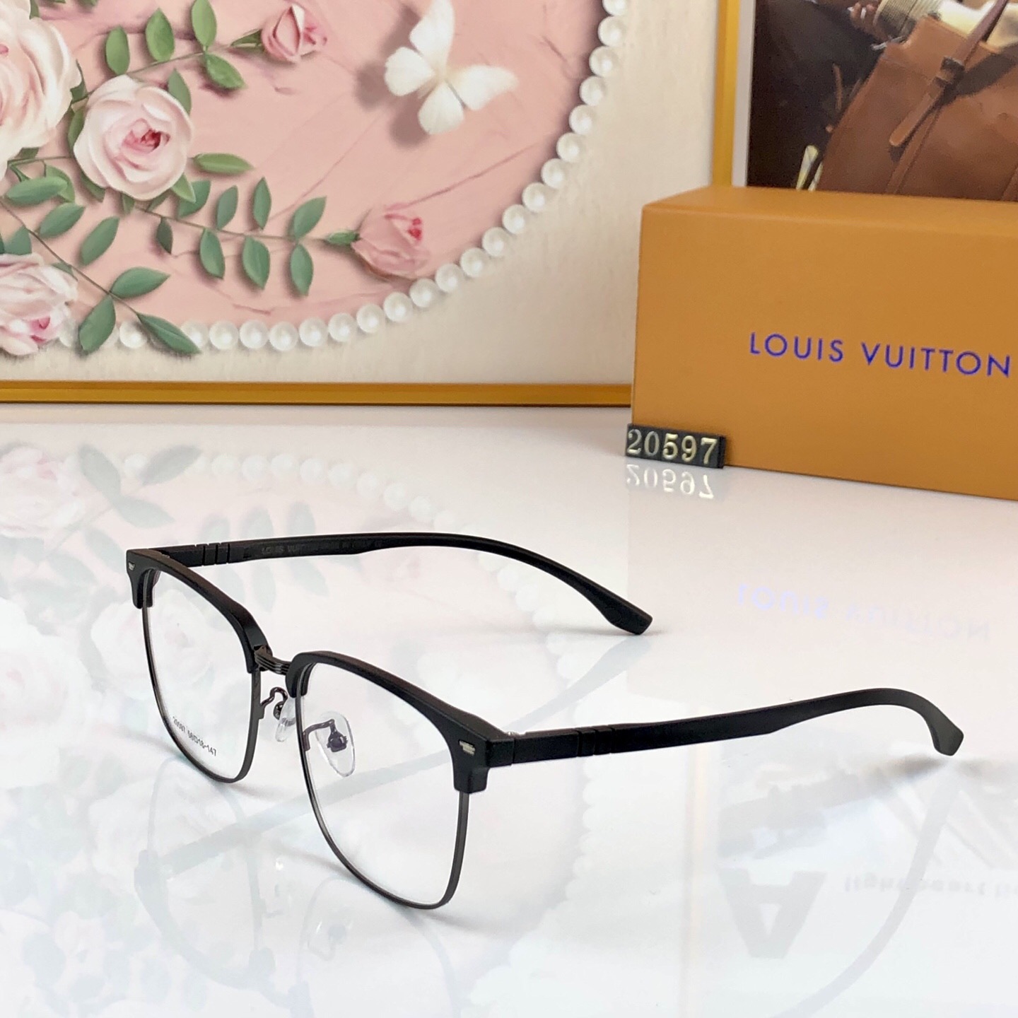 🔥🔥Louisvuitto*商务眉框近视眼镜男款可配有度数斯文理工男眼镜半框潮流痞帅眼睛框女