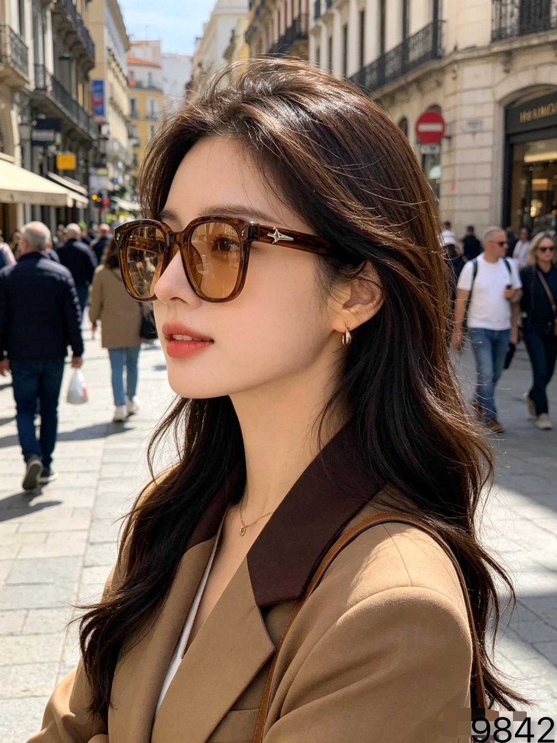 。LOUISVUITTO*新版潮酷墨镜女高级感方框圆脸显脸小夏季旅游街拍防晒太阳镜