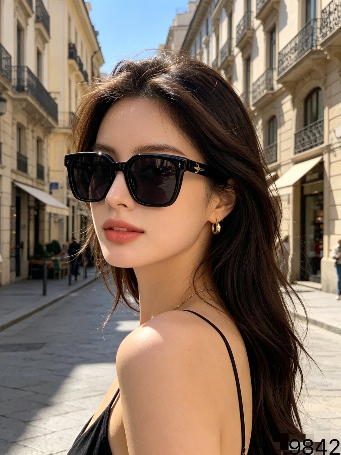 。LOUISVUITTO*新版潮酷墨镜女高级感方框圆脸显脸小夏季旅游街拍防晒太阳镜