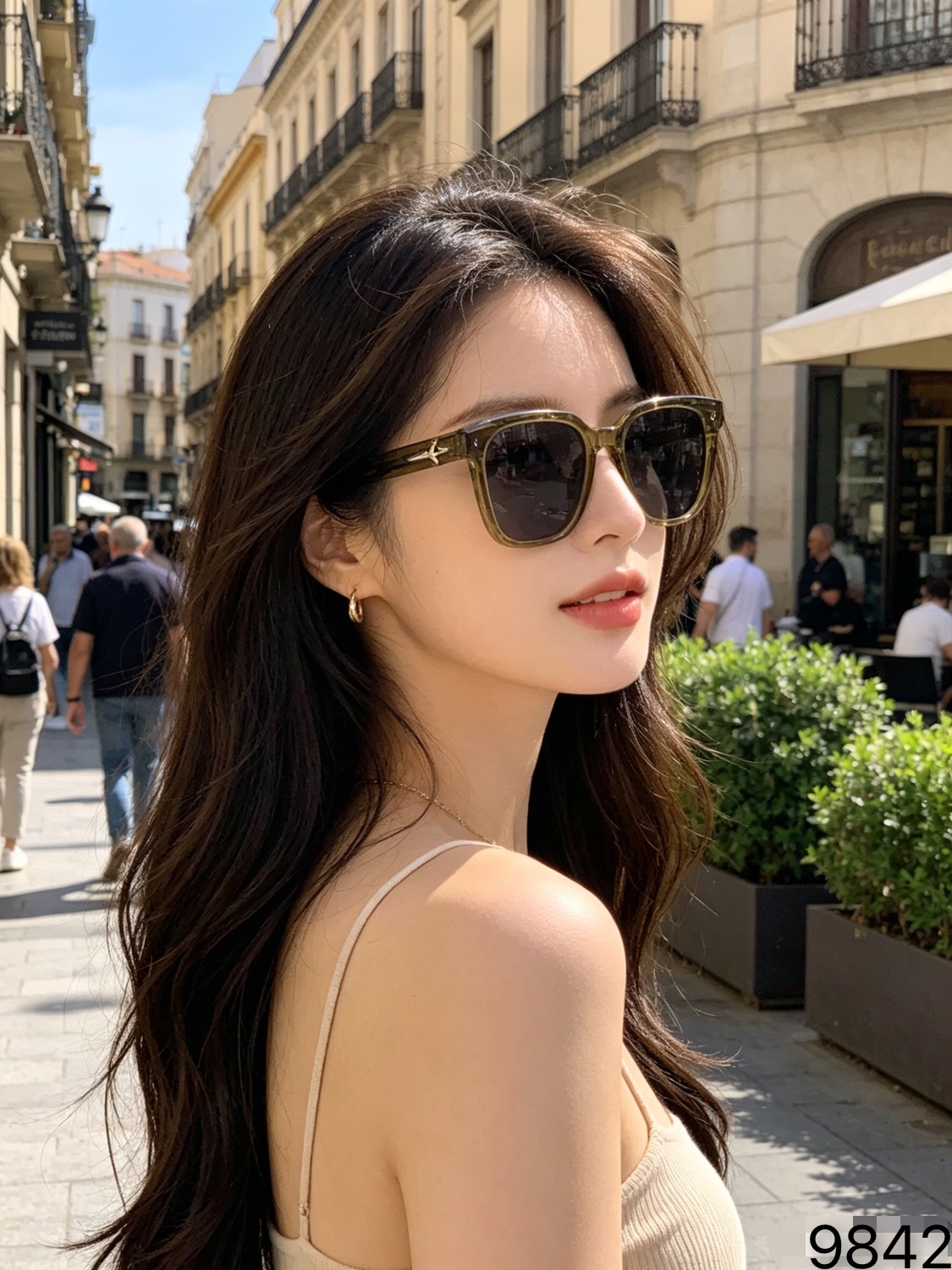 。LOUISVUITTO*新版潮酷墨镜女高级感方框圆脸显脸小夏季旅游街拍防晒太阳镜